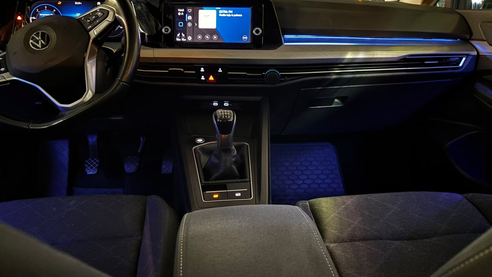 VW Golf 8 2,0 TDI, fotografija 6