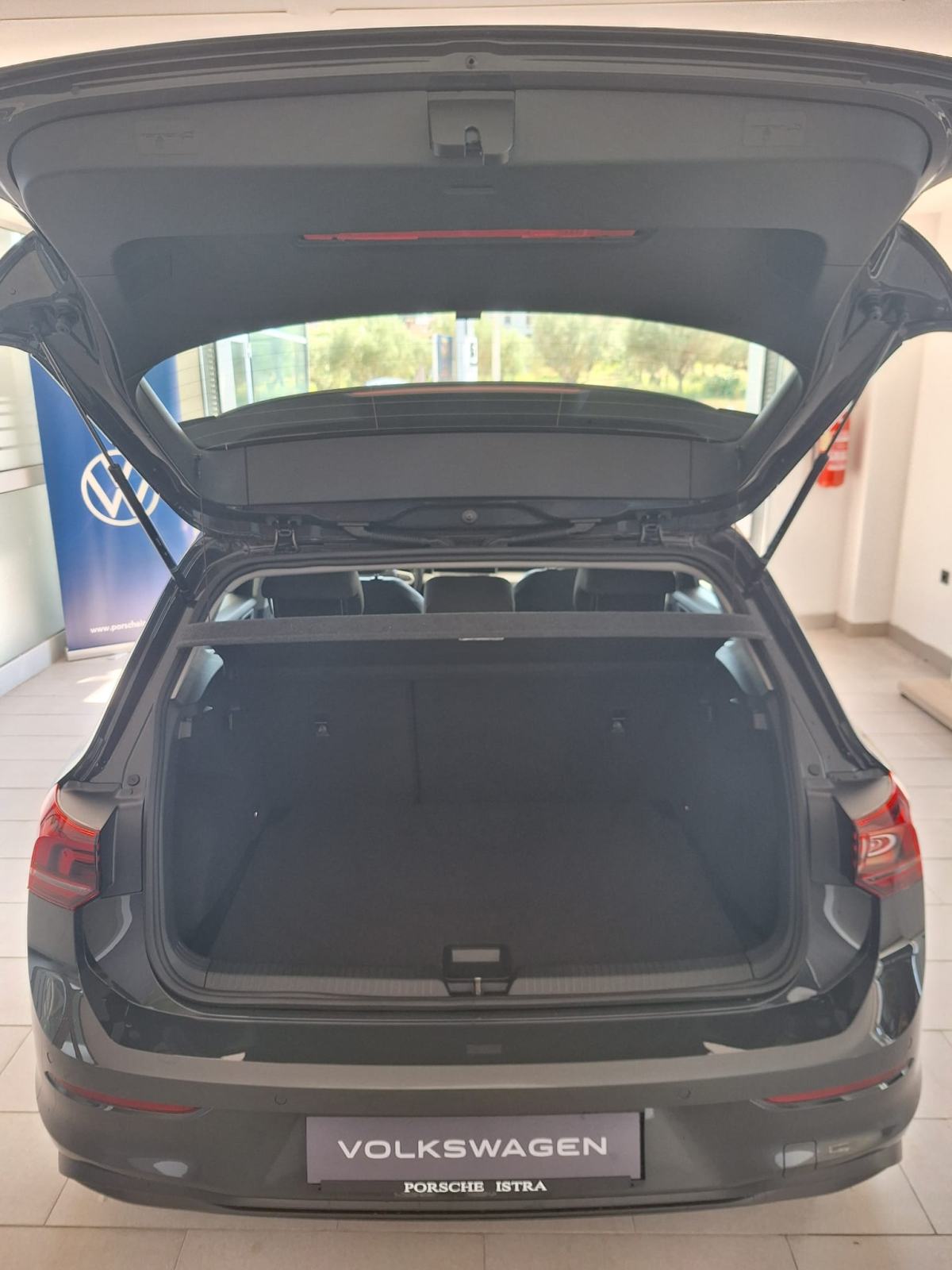 GOLF 8 1.5 TSI - NOVO VOZILO-AKCIJSKI MODEL !!!, fotografija 15