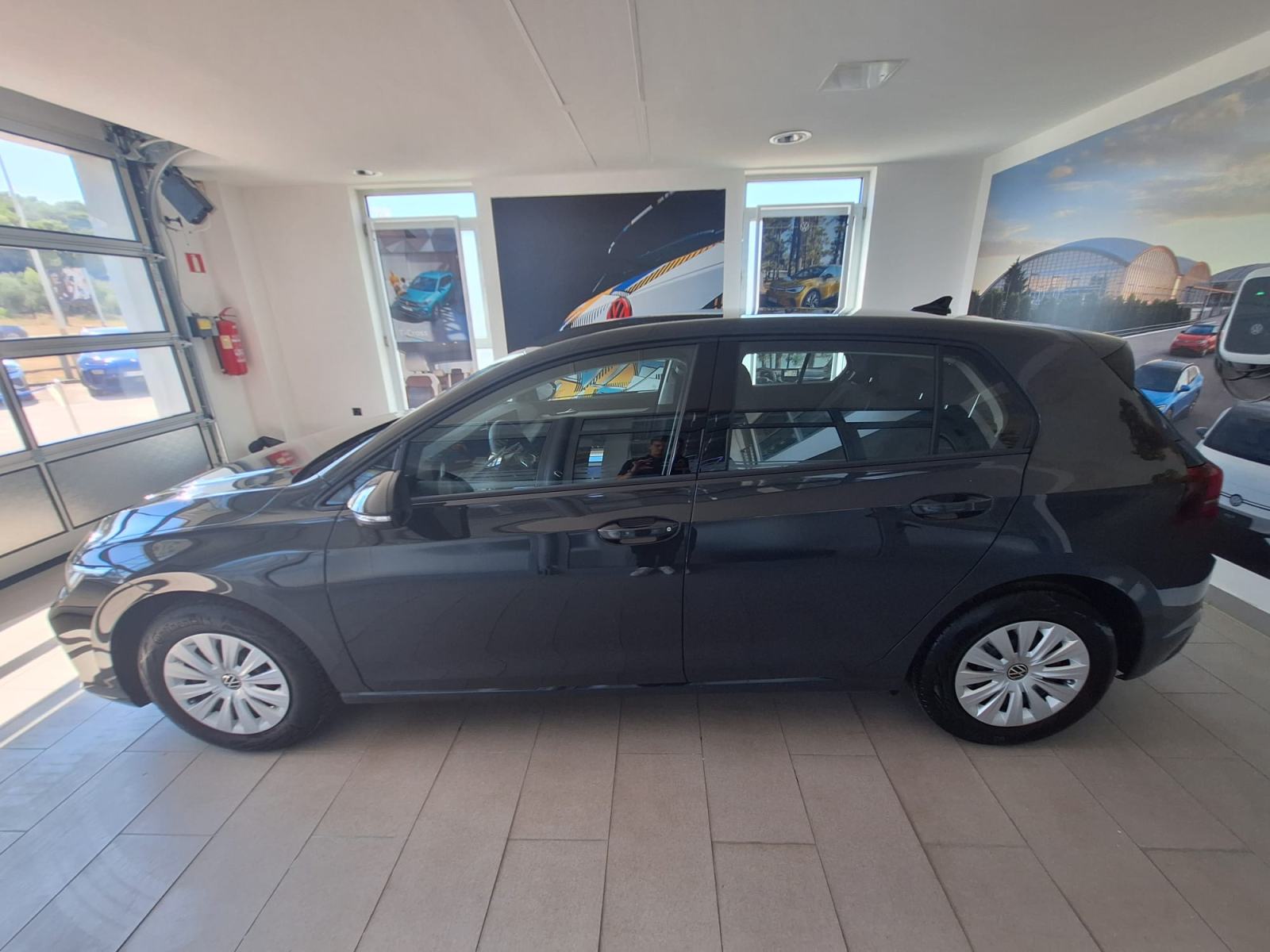 GOLF 8 1.5 TSI - NOVO VOZILO-AKCIJSKI MODEL !!!, fotografija 2