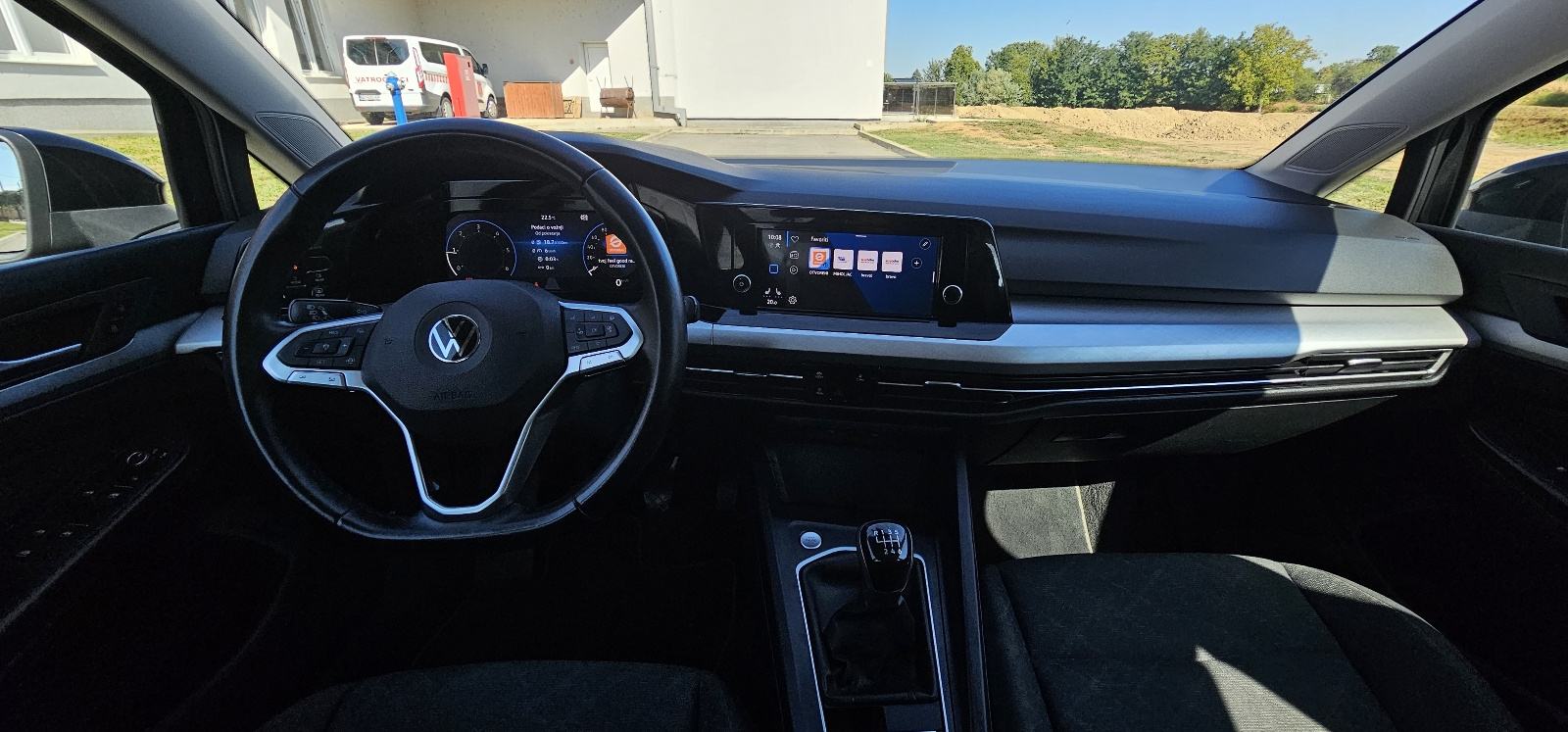 VW Golf 8 2,0 TDI, fotografija 2