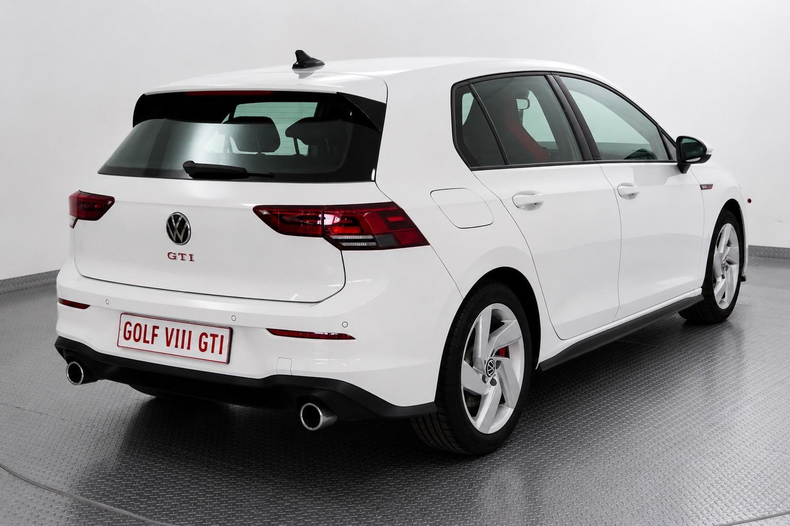 VW Golf 8 2,0 TSI automatik, fotografija 4
