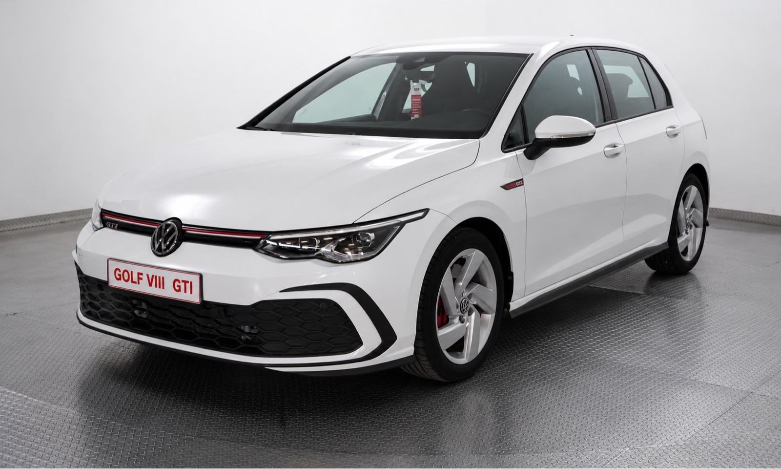 VW Golf 8 2,0 TSI automatik, fotografija 6