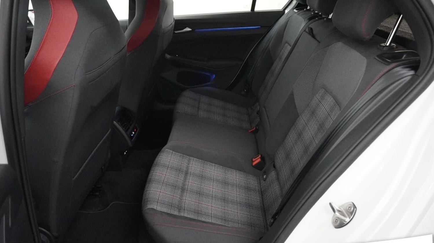 VW Golf 8 2,0 TSI automatik, fotografija 16
