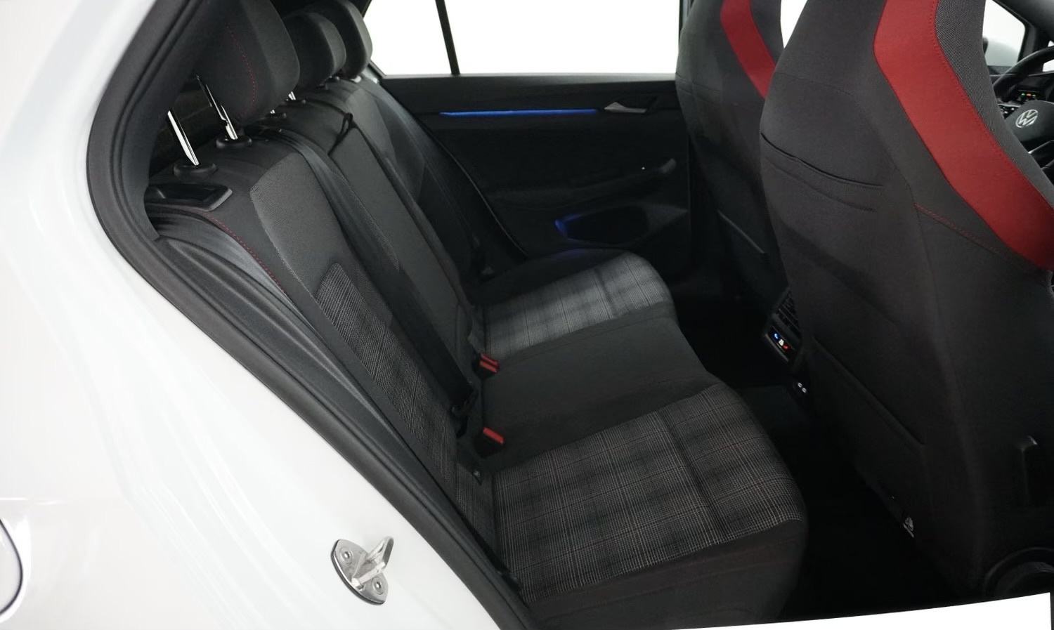 VW Golf 8 2,0 TSI automatik, fotografija 17
