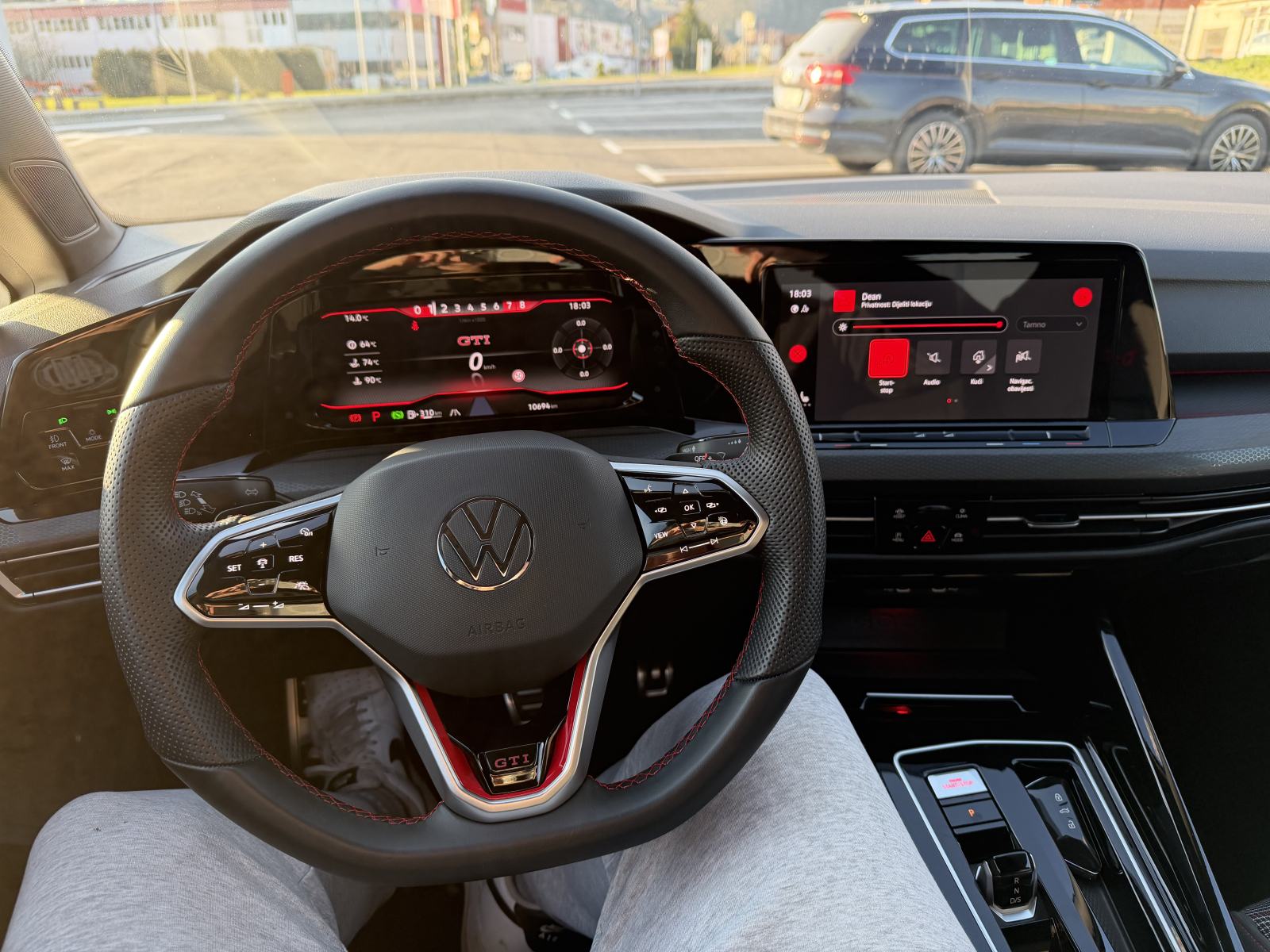 VW GOLF 8 2,0 GTI DSG 16.000km, fotografija 9