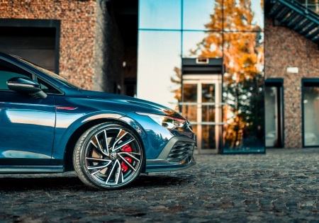 VW Golf 8 2,0 TSI, fotografija 3