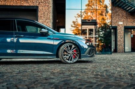 VW Golf 8 2,0 TSI, fotografija 4