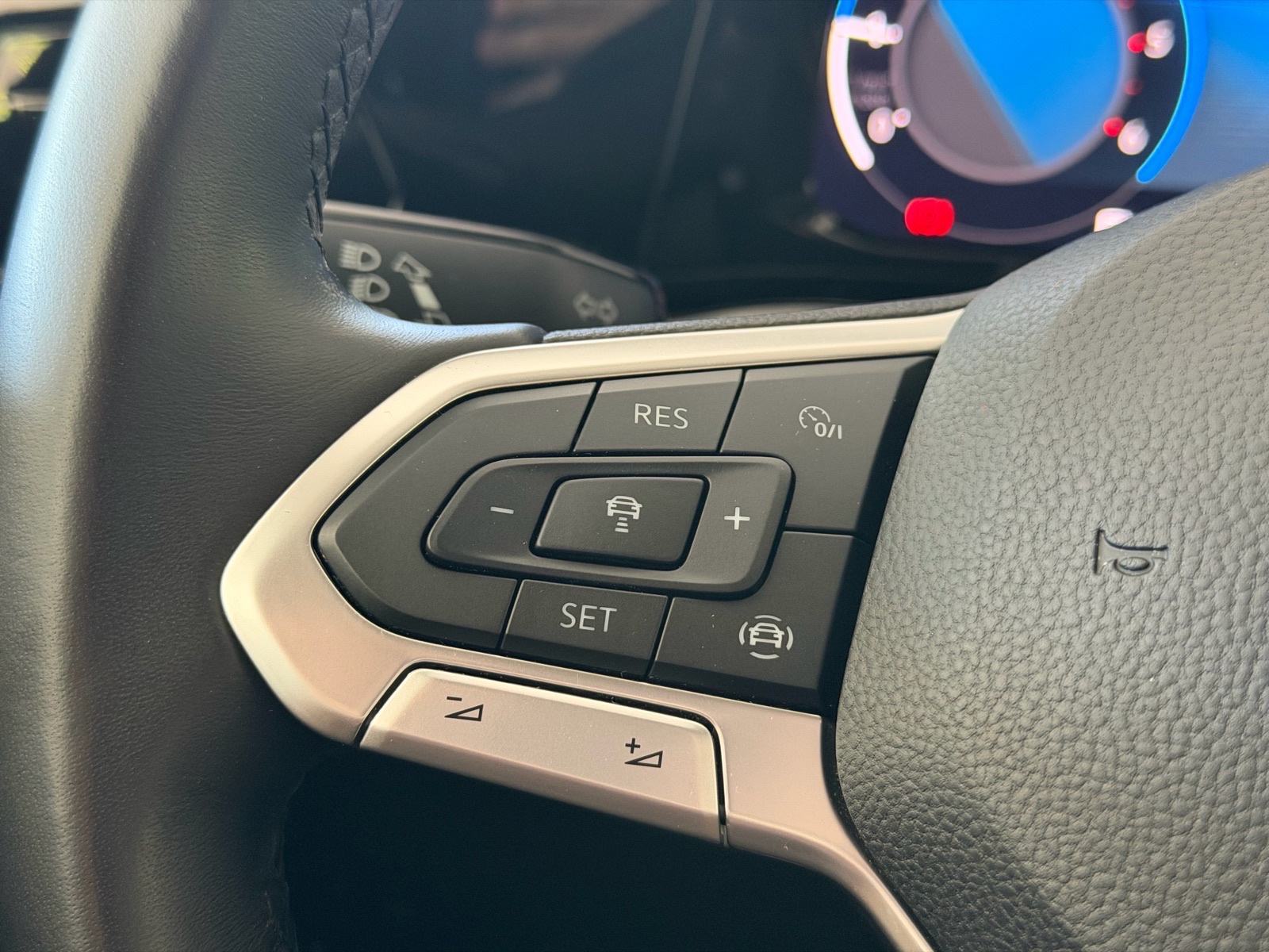 VW Golf 8 2.0TDI | HR AUTO | Jamstvo 12mj., fotografija 12