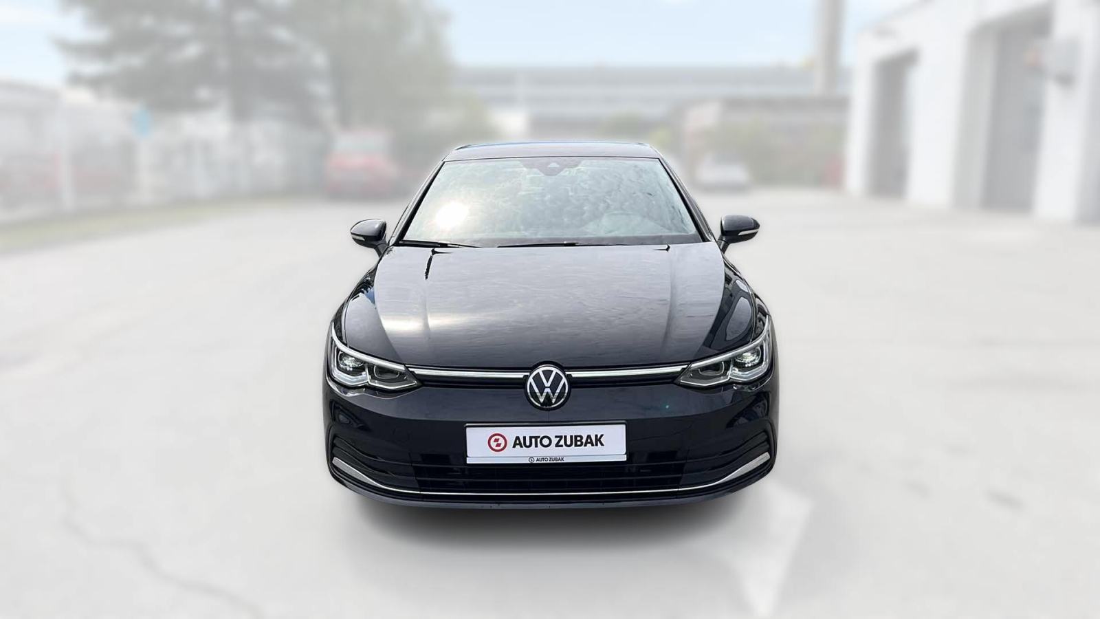 VW GOLF 8 2023 • PREMIUM jamstvo • AutoZubak Rabljena