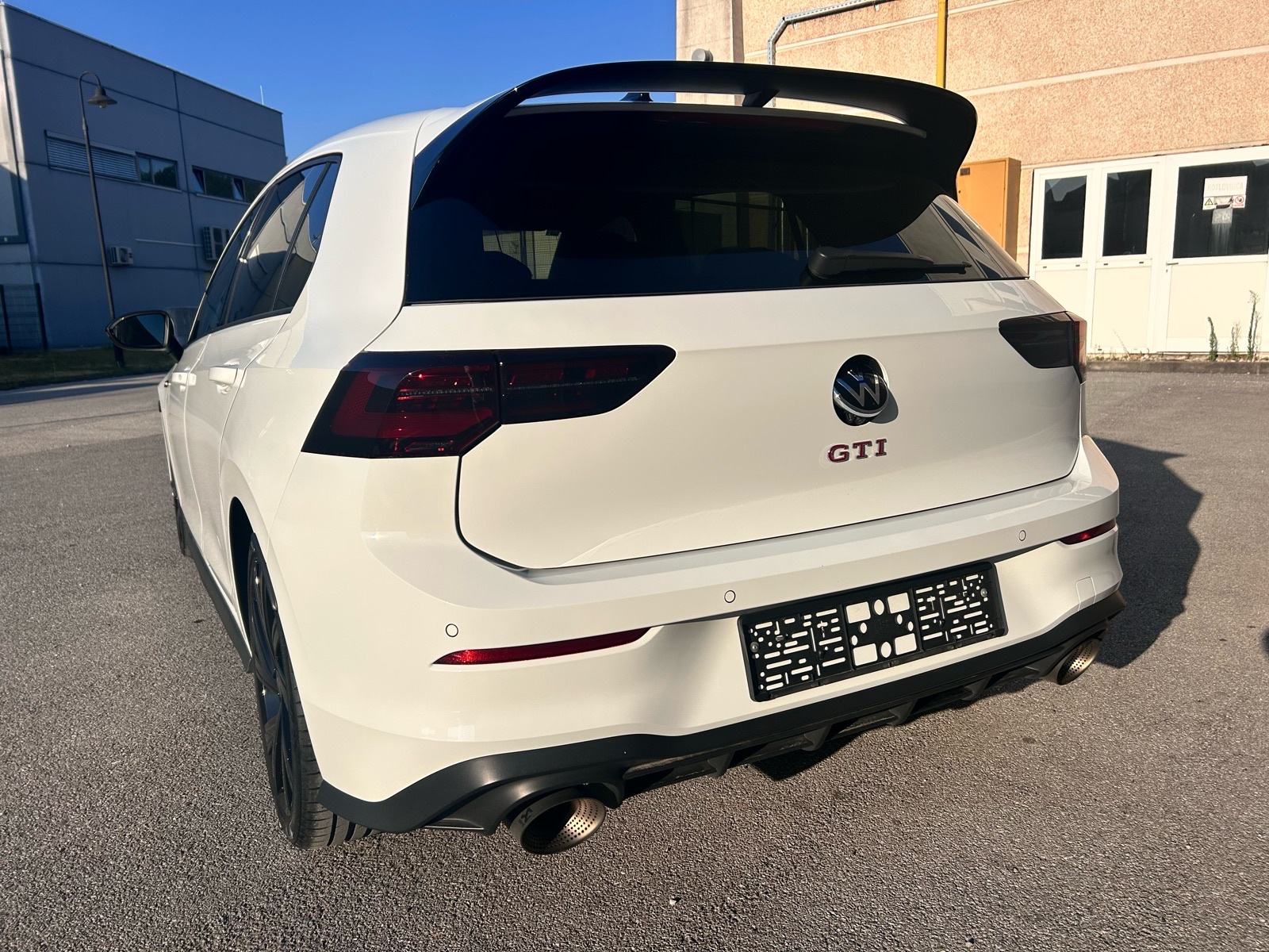 VW Golf 8 ,Clubsport,,Akrapović, Top stanje ,Panorama ,Head Up,Kamera, fotografija 4