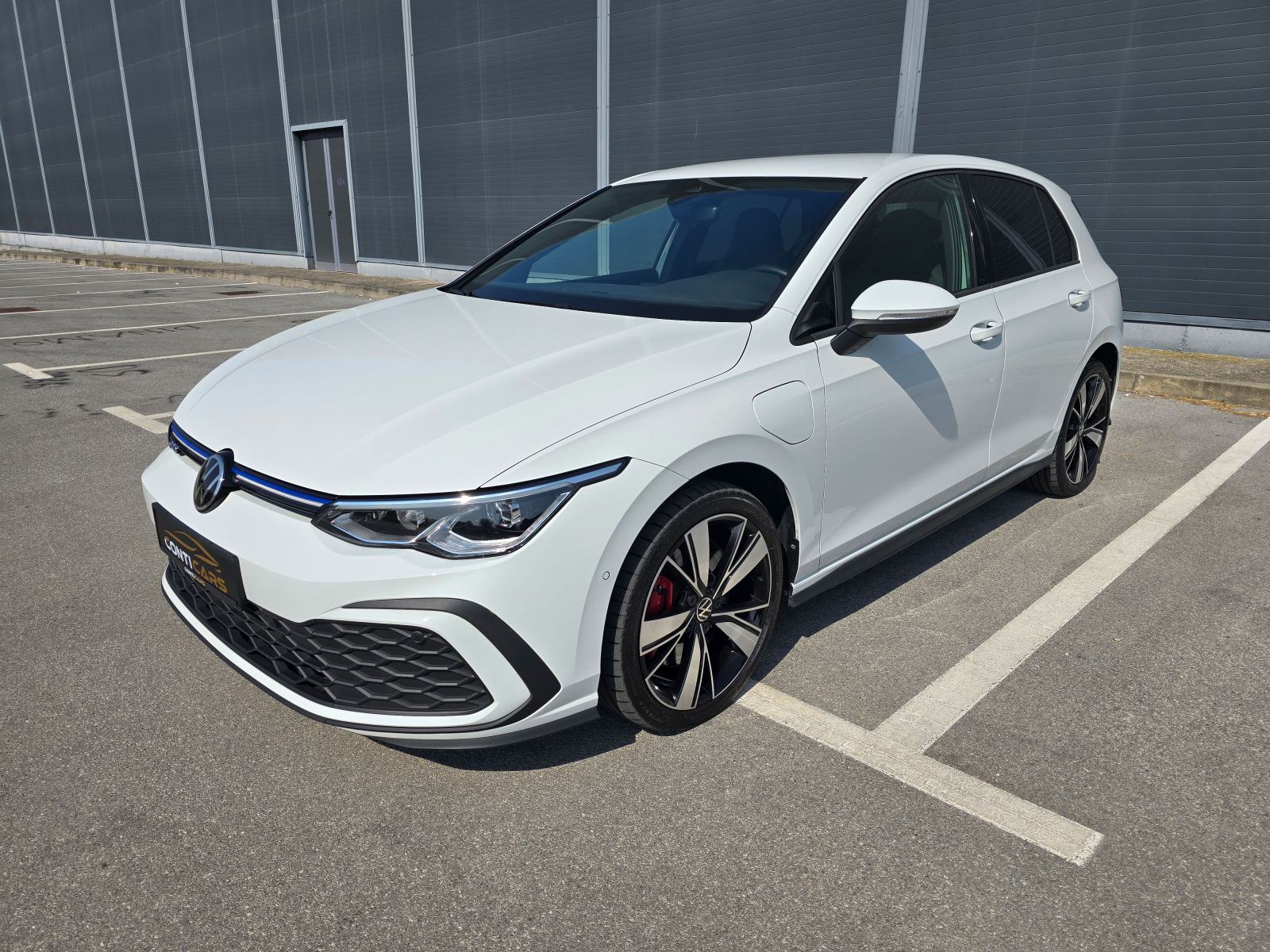 VW Golf 8 GTE Automatik, LED, Virtual, Ambi, ACC, Alu, Reg. 09/26, fotografija 1