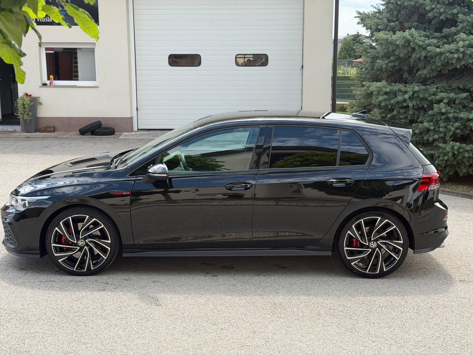 VW Golf 8 GTI 2,0 TSI automatik, fotografija 7