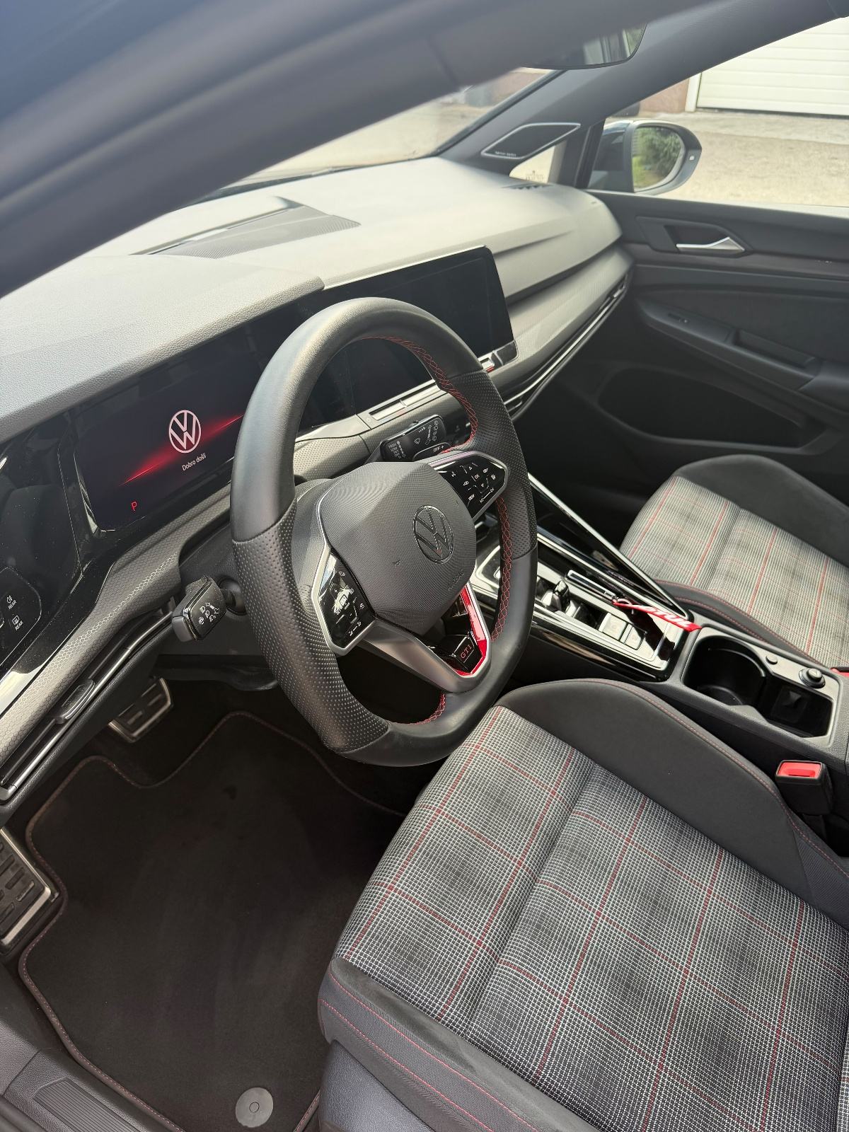 VW Golf 8 GTI 2,0 TSI automatik, fotografija 8