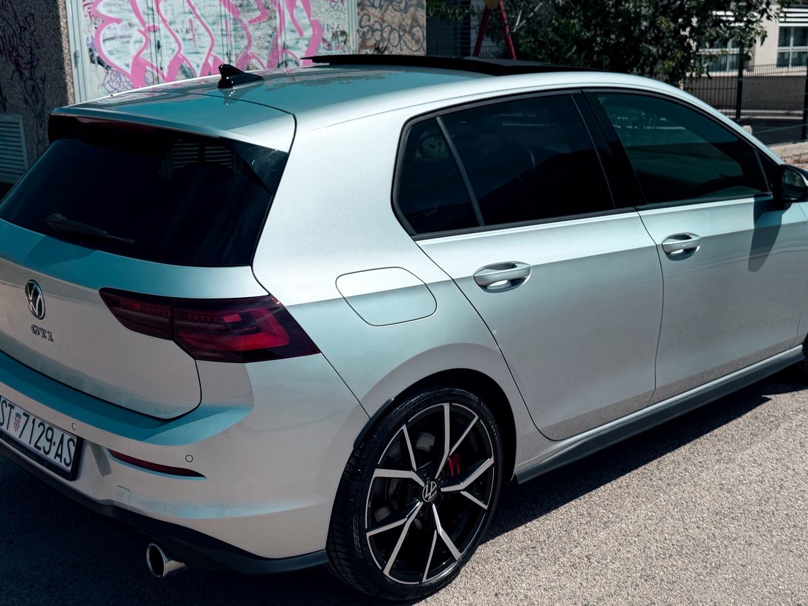 VW Golf 8 gti 2,0 TSI automatik, fotografija 2