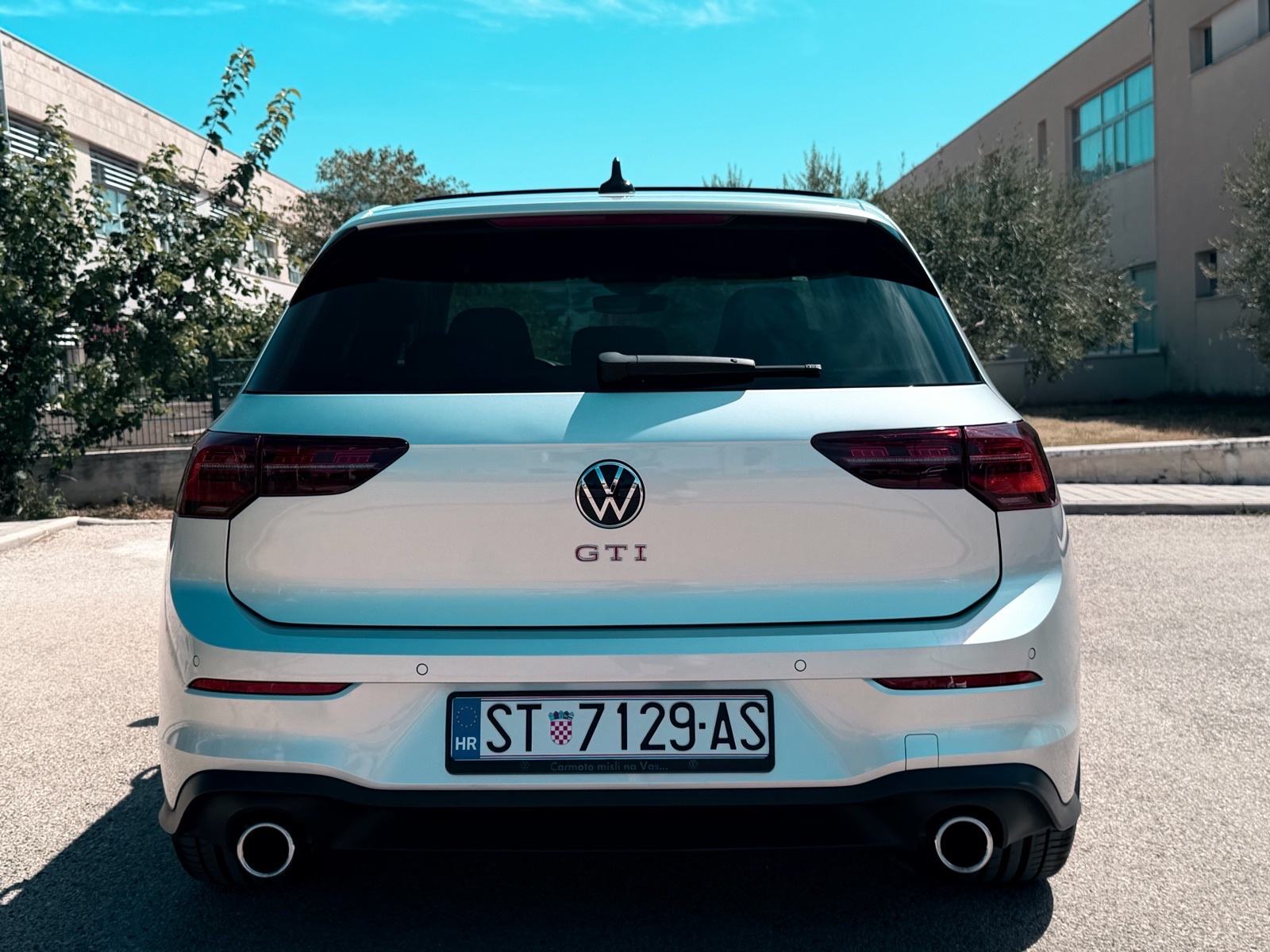 VW Golf 8 gti 2,0 TSI automatik, fotografija 19