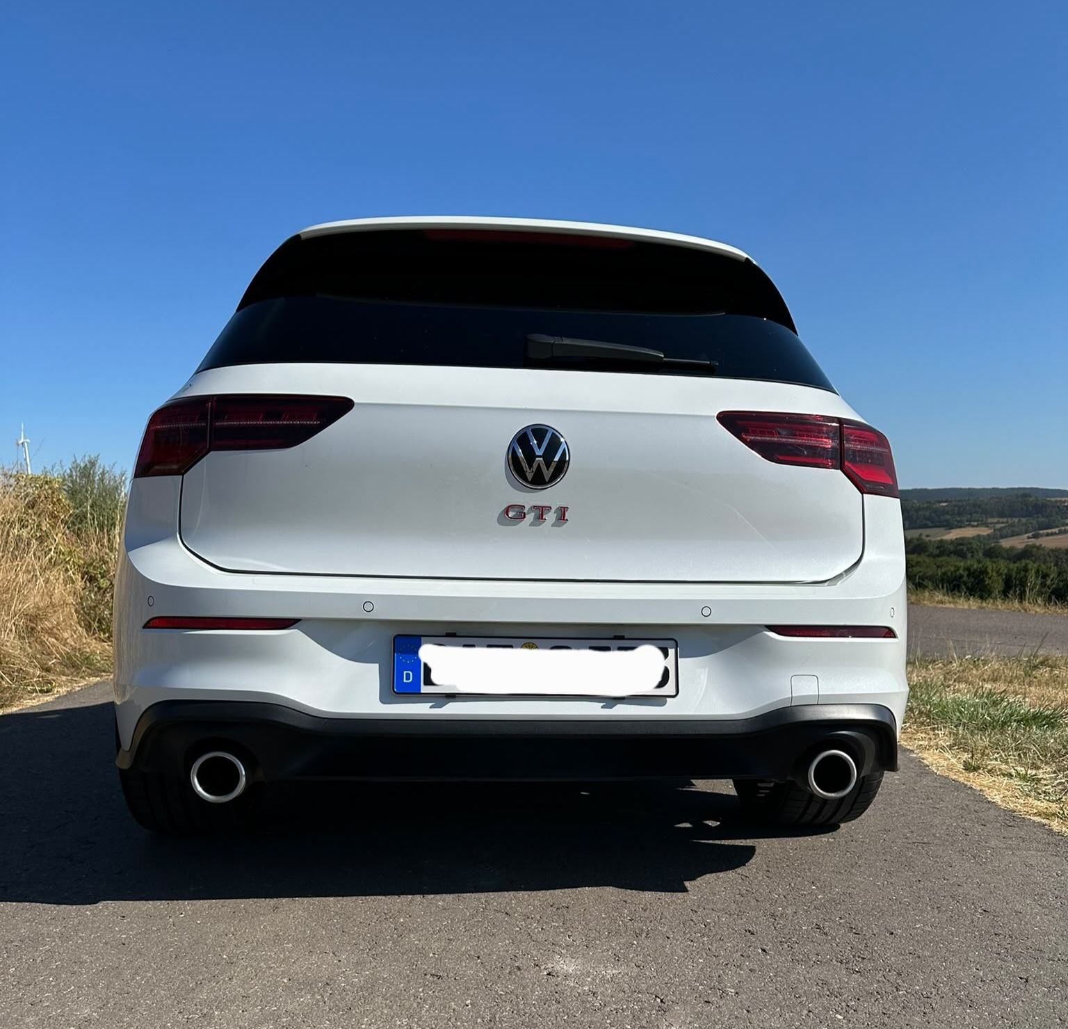 VW GOLF 8 GTI *2024* DSG/PANO/MATRIX IQ LIGHT/KOŽA/KAM/AMBI/JAMSTVO, fotografija 4
