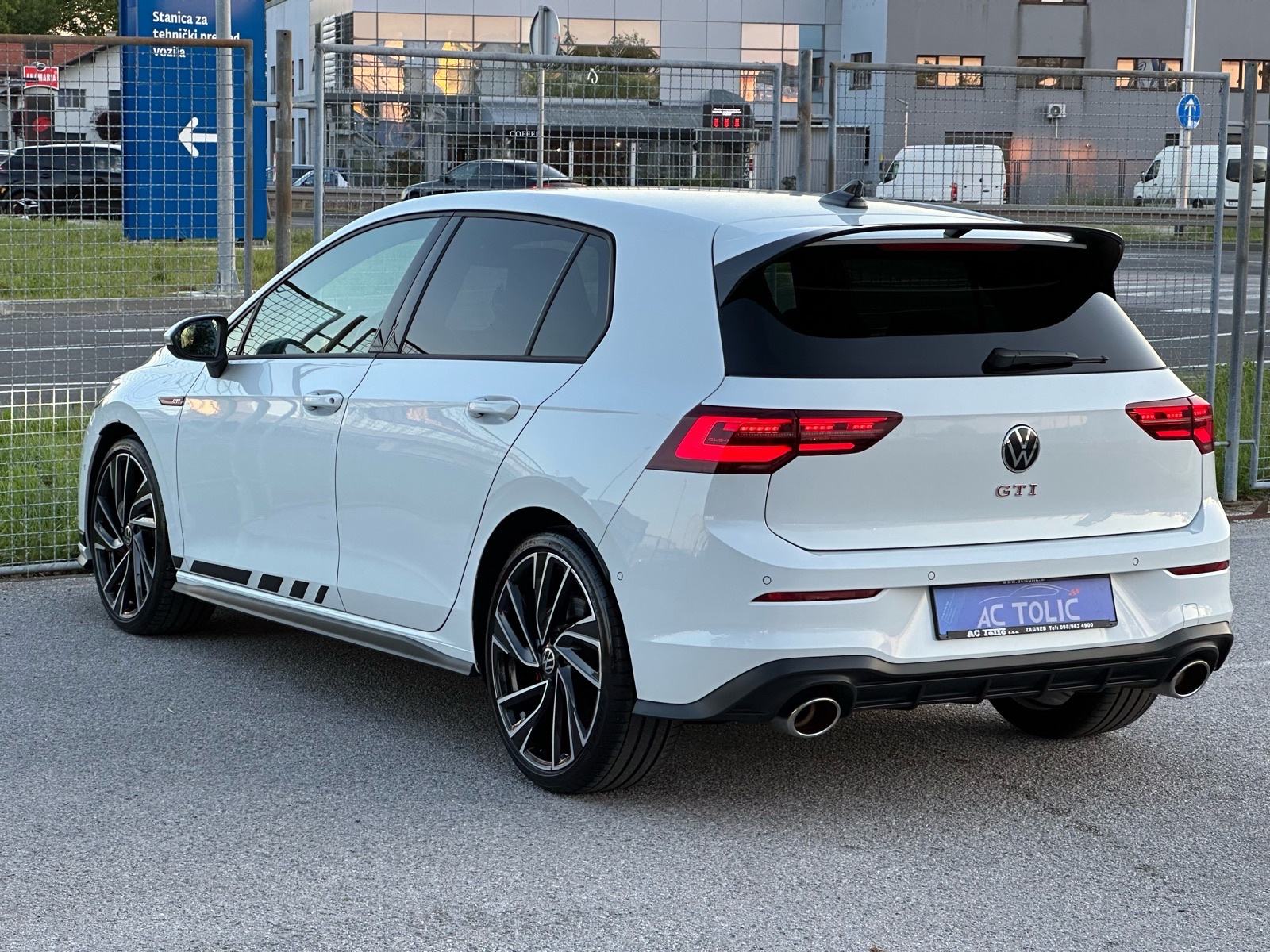VW Golf 8 GTi Clubsport *H&K* *MATRIX* *HUD* *KAMERA* *AMBI*, fotografija 8