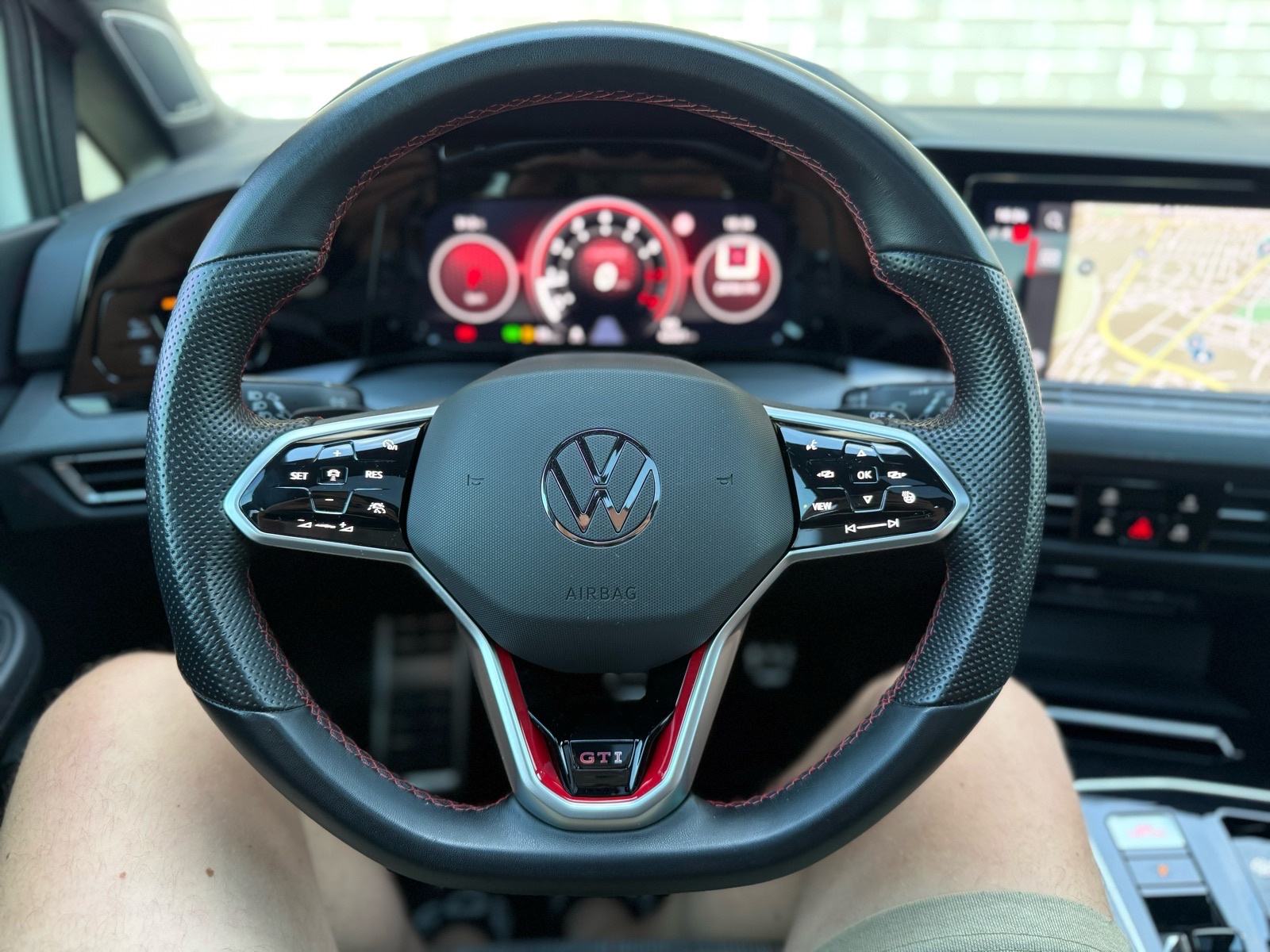VW Golf 8 GTI•IQ LED•HARMAN KARDON•DSG•PANORAMA•40Tkm•KAO NOV•, fotografija 15