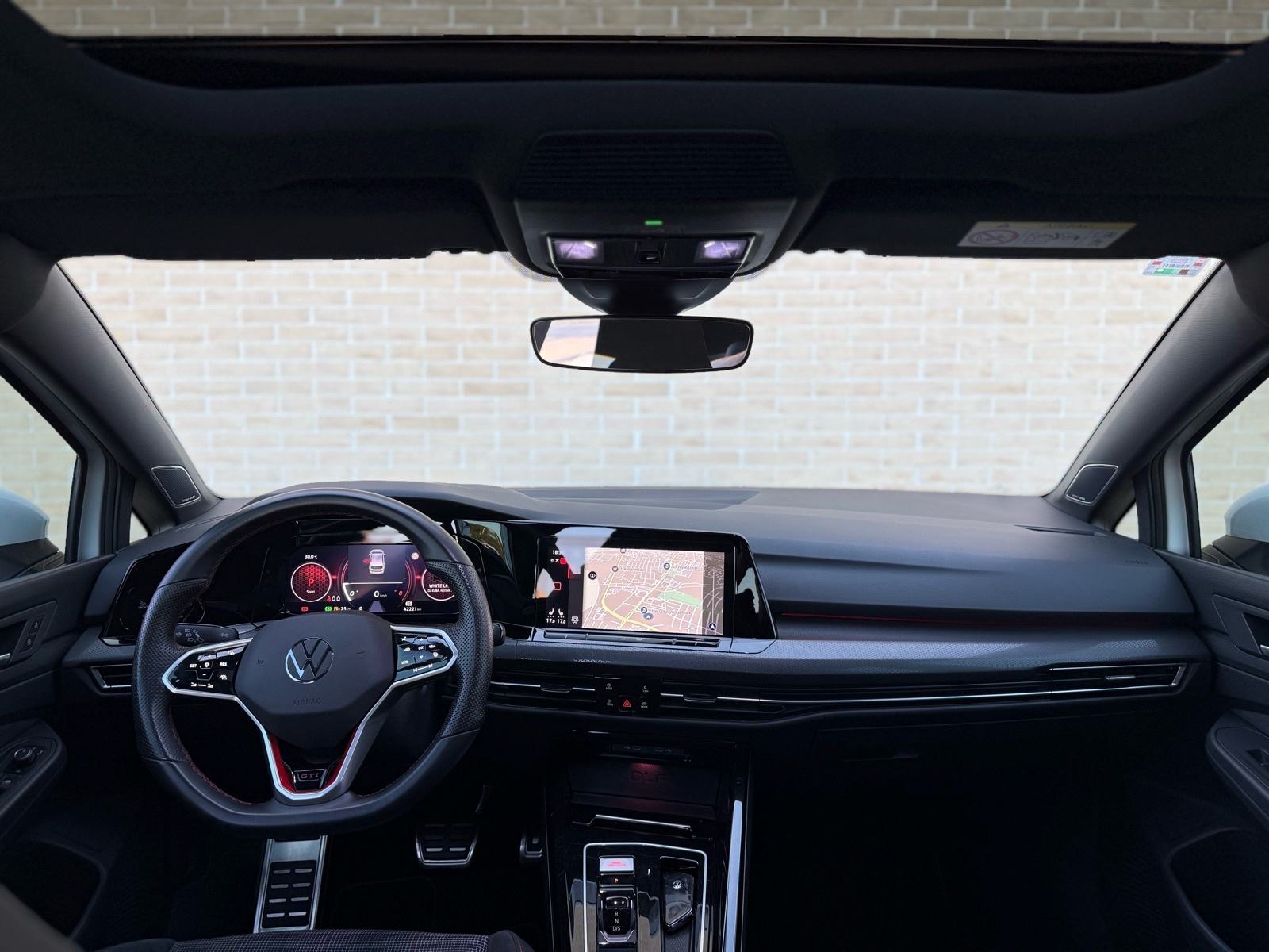 VW Golf 8 GTI•IQ LED•HARMAN KARDON•DSG•PANORAMA•40Tkm•KAO NOV•, fotografija 14