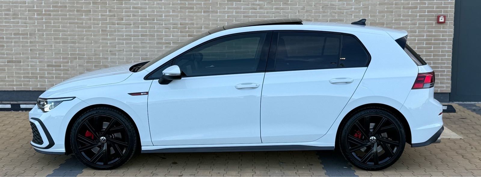 VW Golf 8 GTI•IQ LED•HARMAN KARDON•DSG•PANORAMA•40Tkm•KAO NOV•, fotografija 6