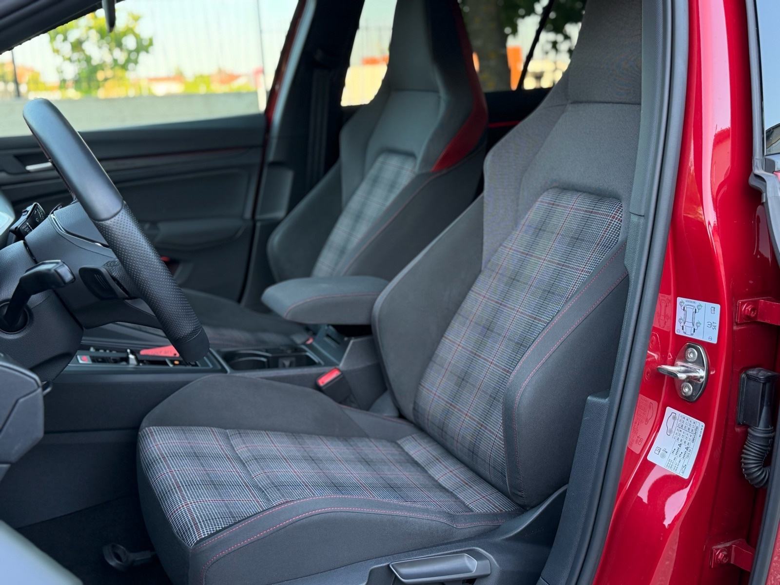 VW Golf 8 GTI DSG IQ LIGHT AMBIENT, fotografija 12