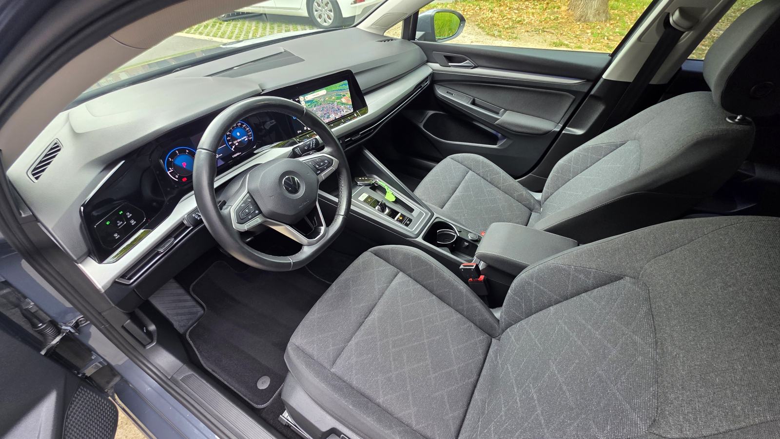 VW GOLF 8 LIFE 2.0TDI DSG - 6/22 | VIRTUAL | FULL LED, fotografija 18