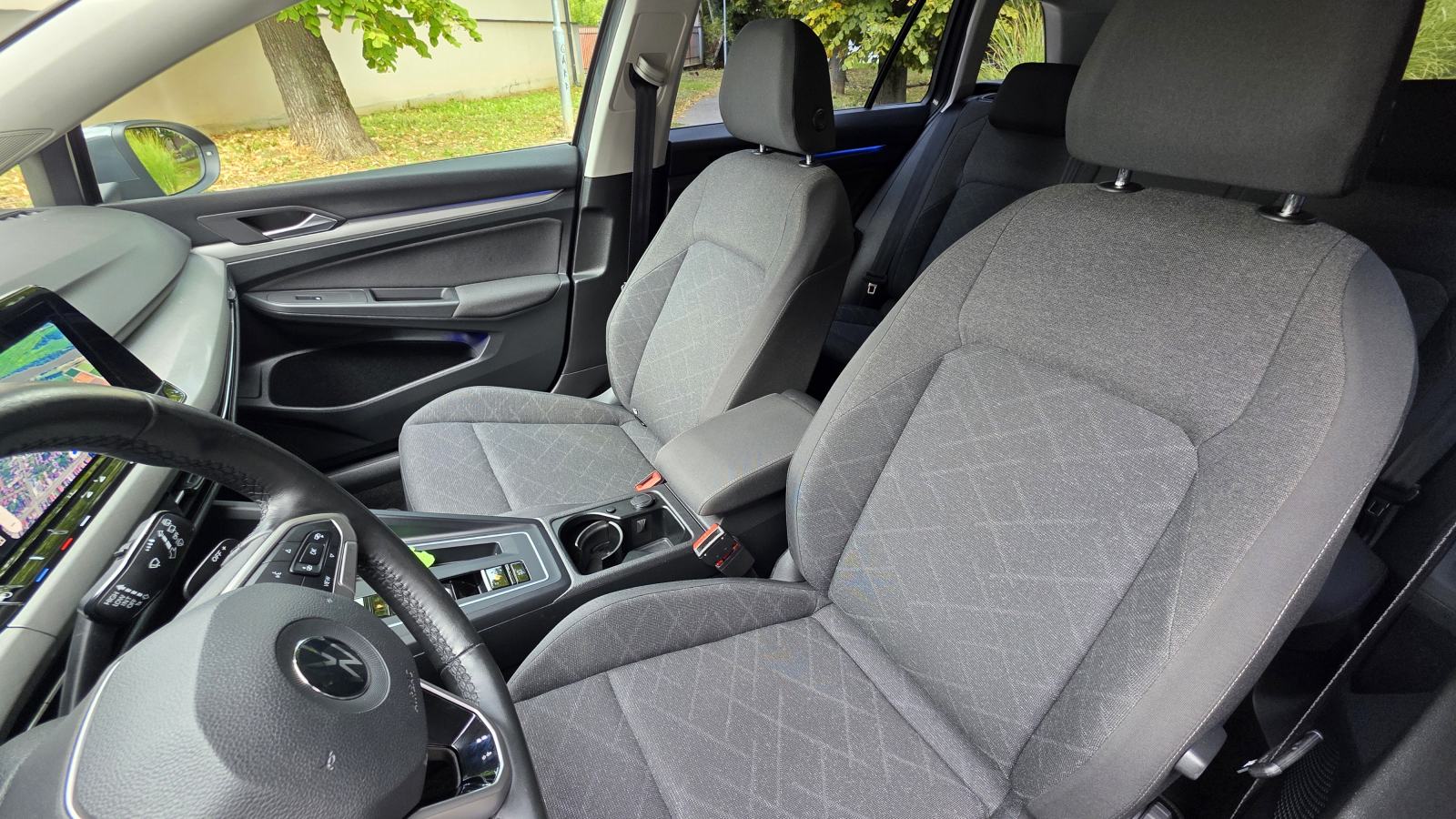 VW GOLF 8 LIFE 2.0TDI DSG - 6/22 | VIRTUAL | FULL LED, fotografija 19