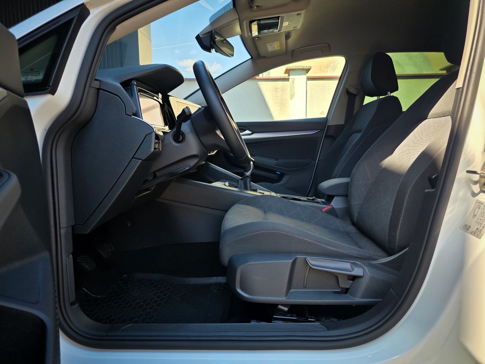 VW Golf 8Life Plus, 1.5 TSI - 130 KS, fotografija 13