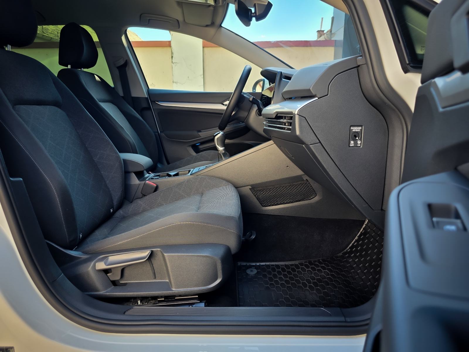 VW Golf 8Life Plus, 1.5 TSI - 130 KS, fotografija 16