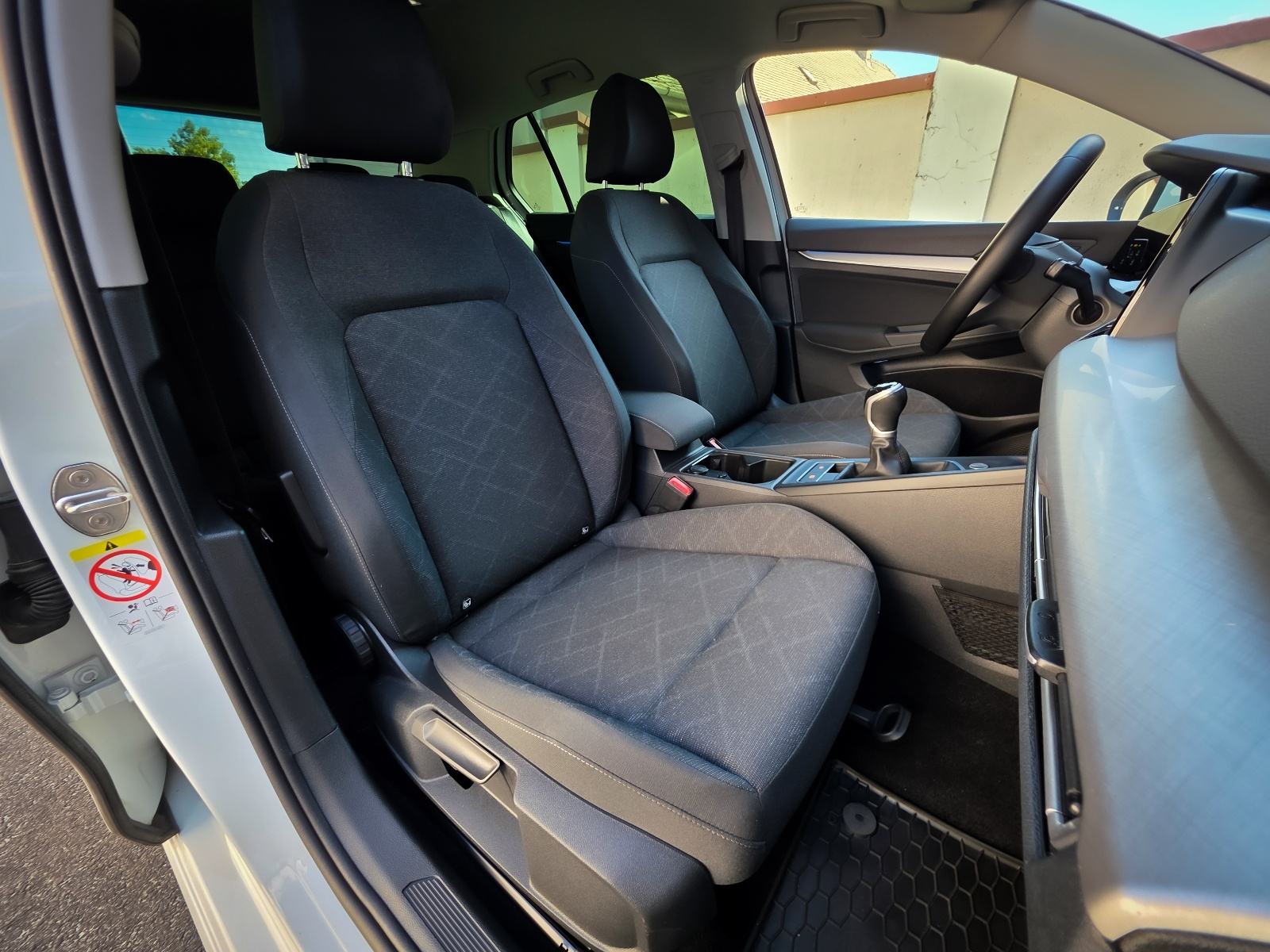 VW Golf 8Life Plus, 1.5 TSI - 130 KS, fotografija 15