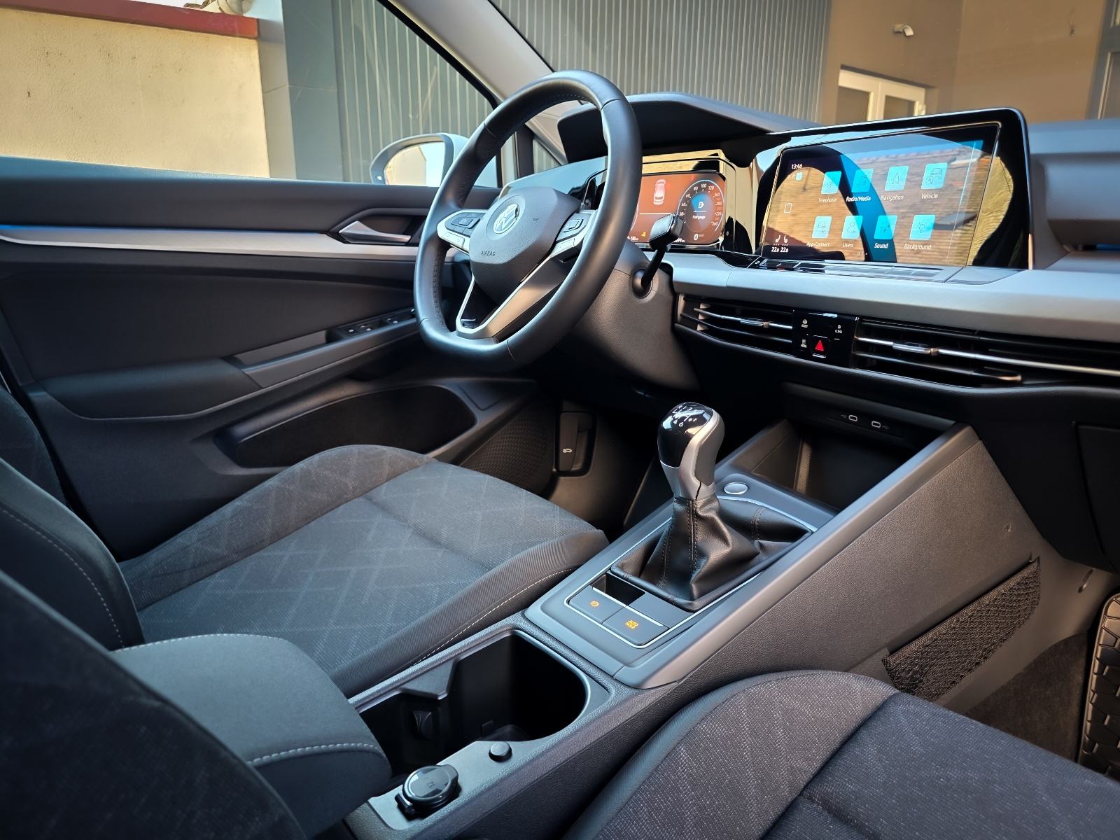 VW Golf 8Life Plus, 1.5 TSI - 130 KS, fotografija 17