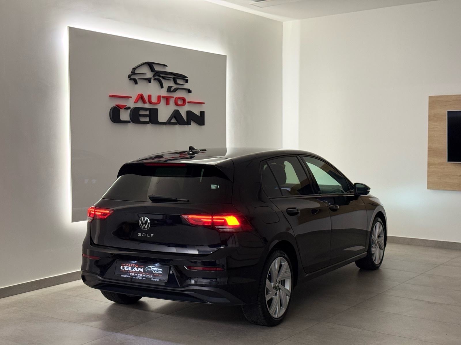 VW Golf 8 Mod.2021⭐️Jamstvo⭐️IQ LIGHT_Nav.~Alu18~Ambient, fotografija 15