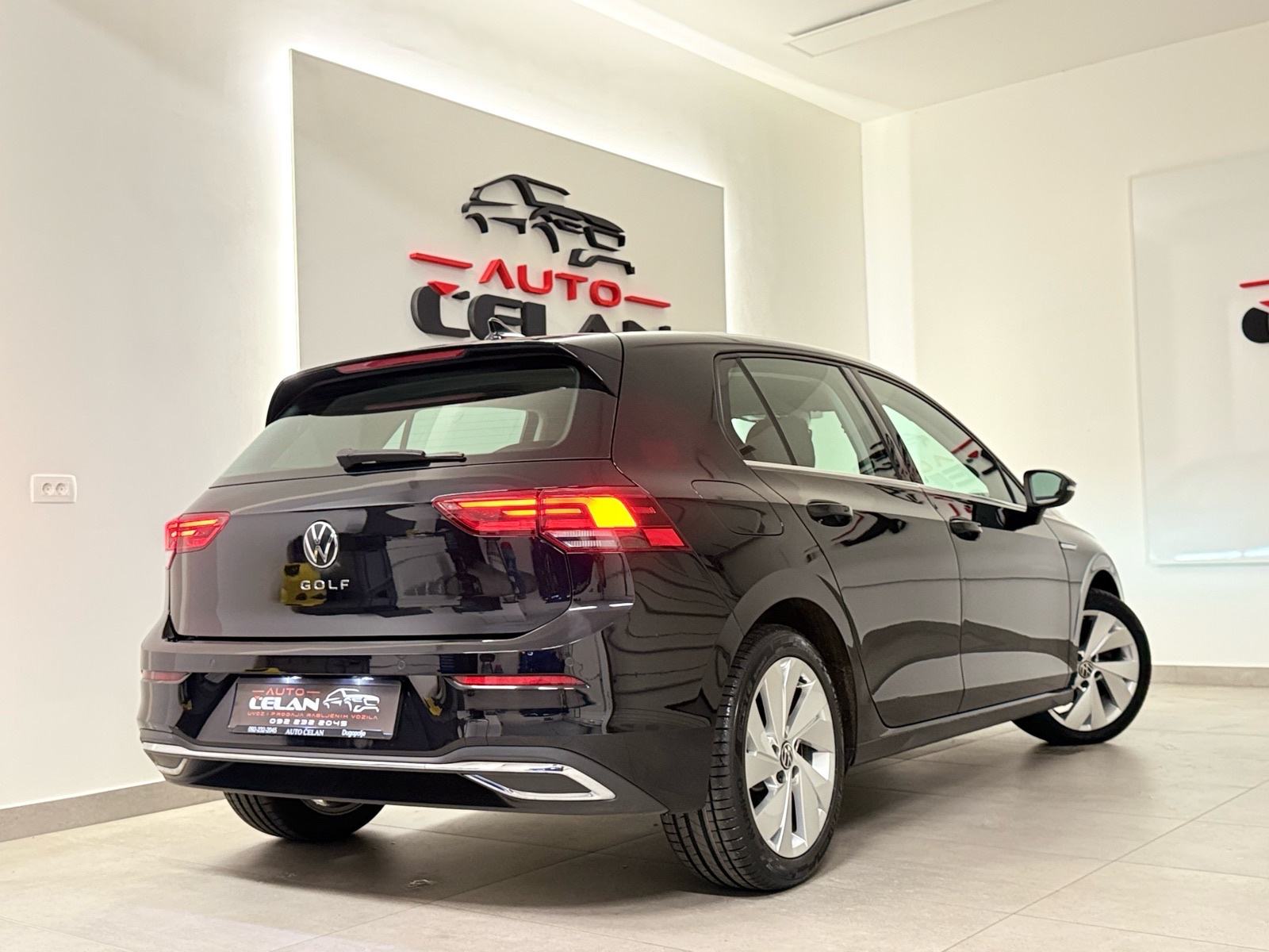 VW Golf 8 Style Mod.2021⭐️Jamstvo⭐️IQ LIGHT MATRIX_Kamera~Alu~Ambient, fotografija 16