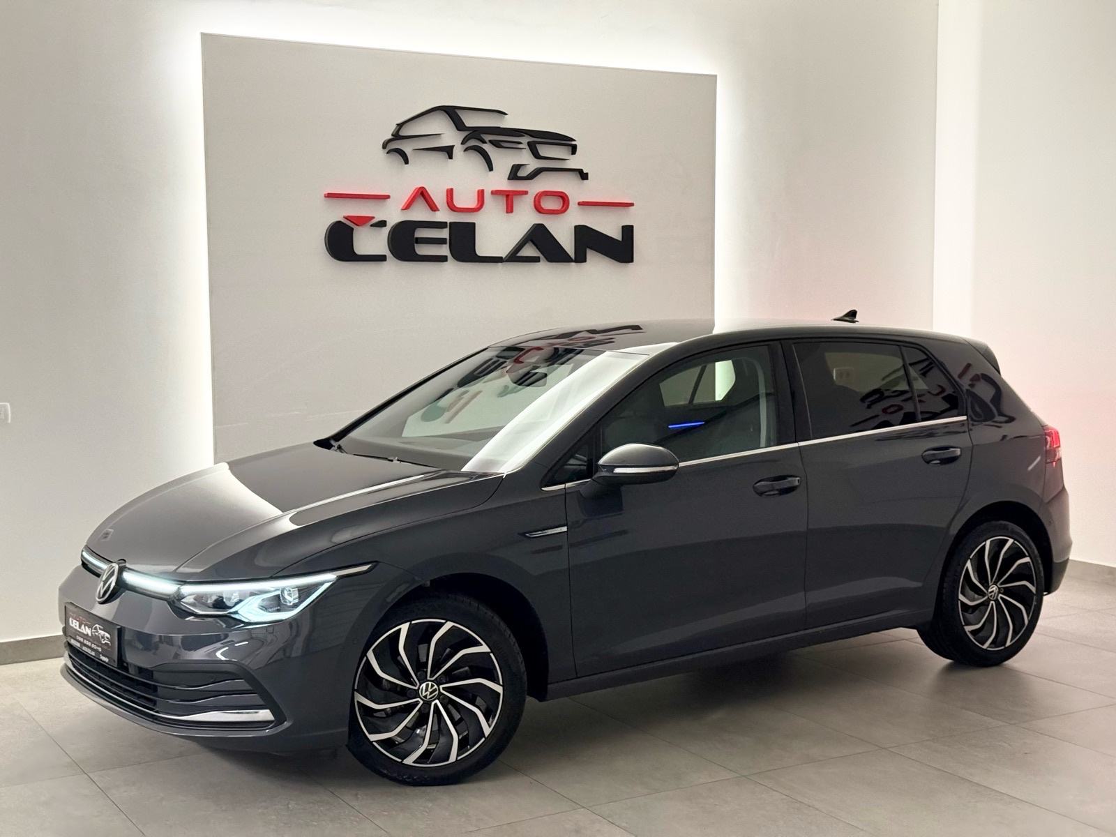 VW Golf 8 Style Mod.2022⭐️Jamstvo⭐️Matrix_Kamera~Ambient_Acc~Alu17, fotografija 1