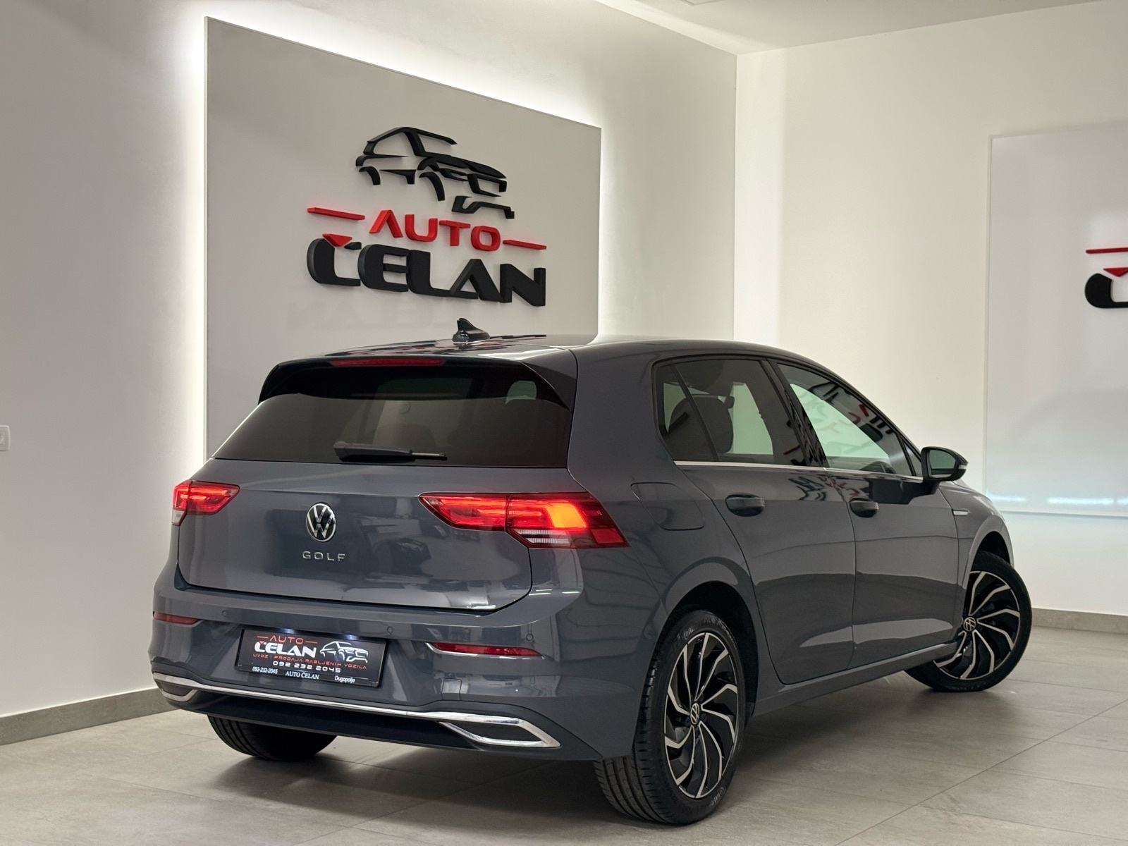 VW Golf 8 Style Mod.2022⭐️Jamstvo⭐️Matrix_Kamera~Ambient_Acc~Alu17, fotografija 14