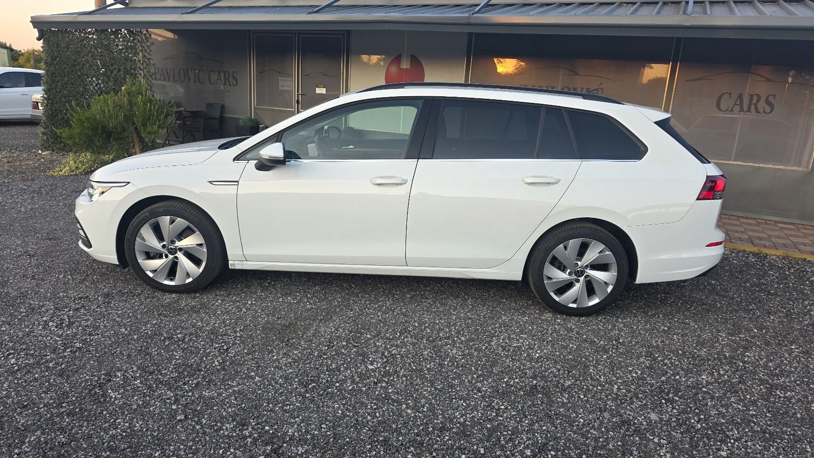 VW Golf 8 Variant 2.0 TDI automatik, fotografija 4