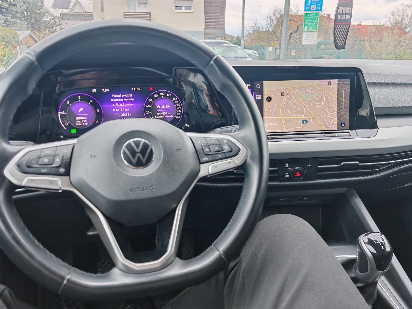 VW Golf 8 Variant 2.0 TDi, Life oprema, LED, Virtual, 5/2027, Odlican, fotografija 15