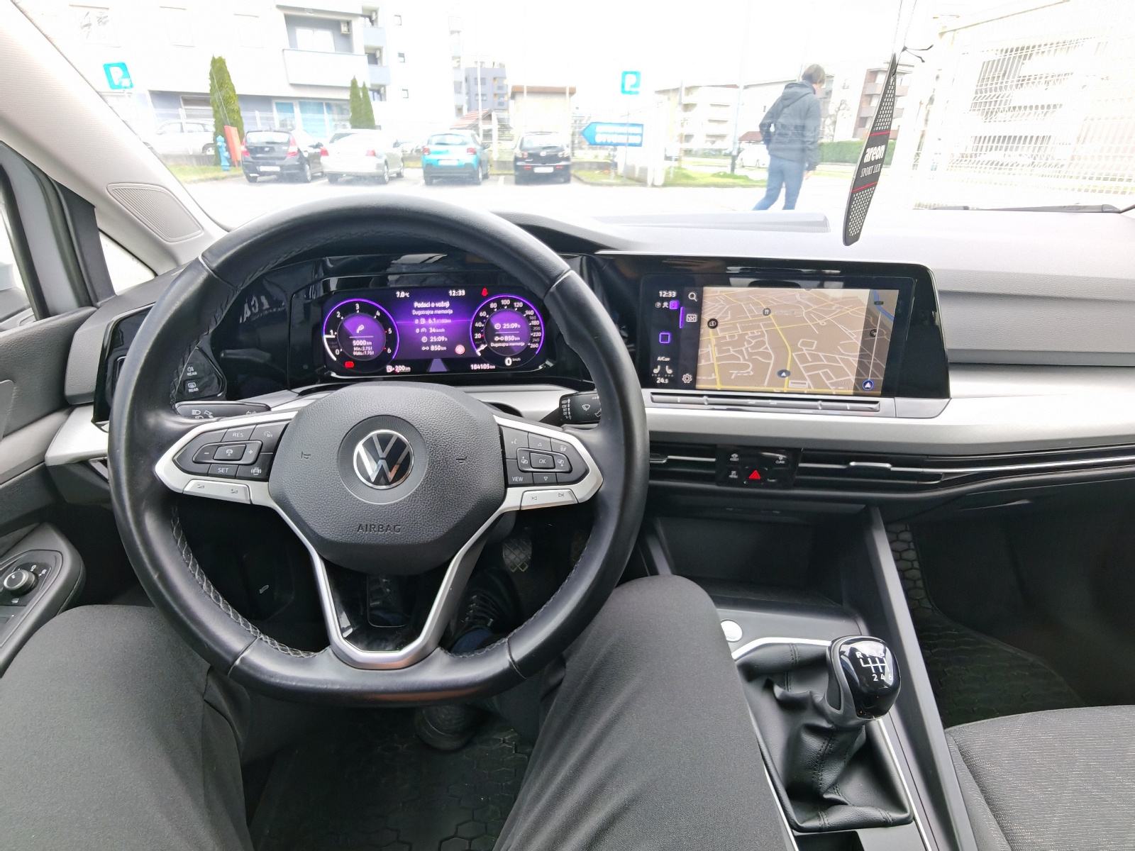 VW Golf 8 Variant 2.0 TDi, Life oprema, LED, Virtual, 5/2027, Odlican, fotografija 14