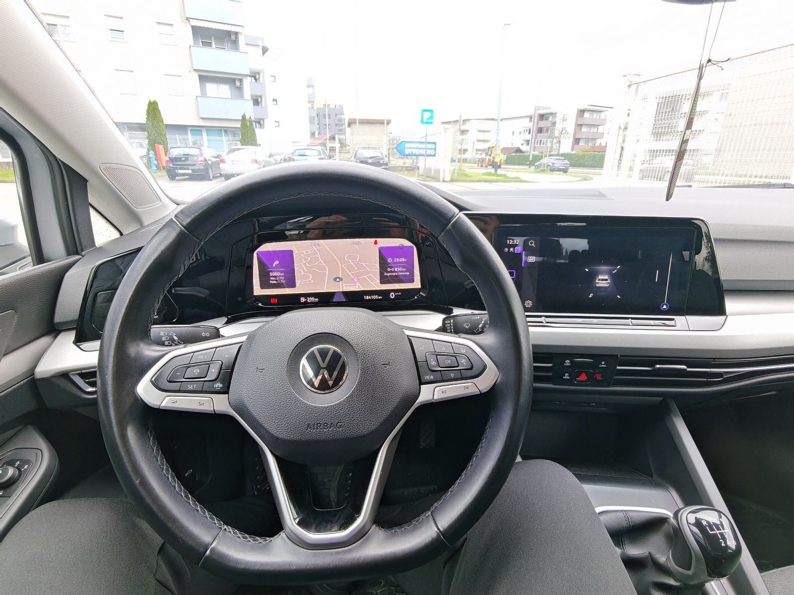 VW Golf 8 Variant 2.0 TDi, Life oprema, LED, Virtual, 5/2027, Odlican, fotografija 12