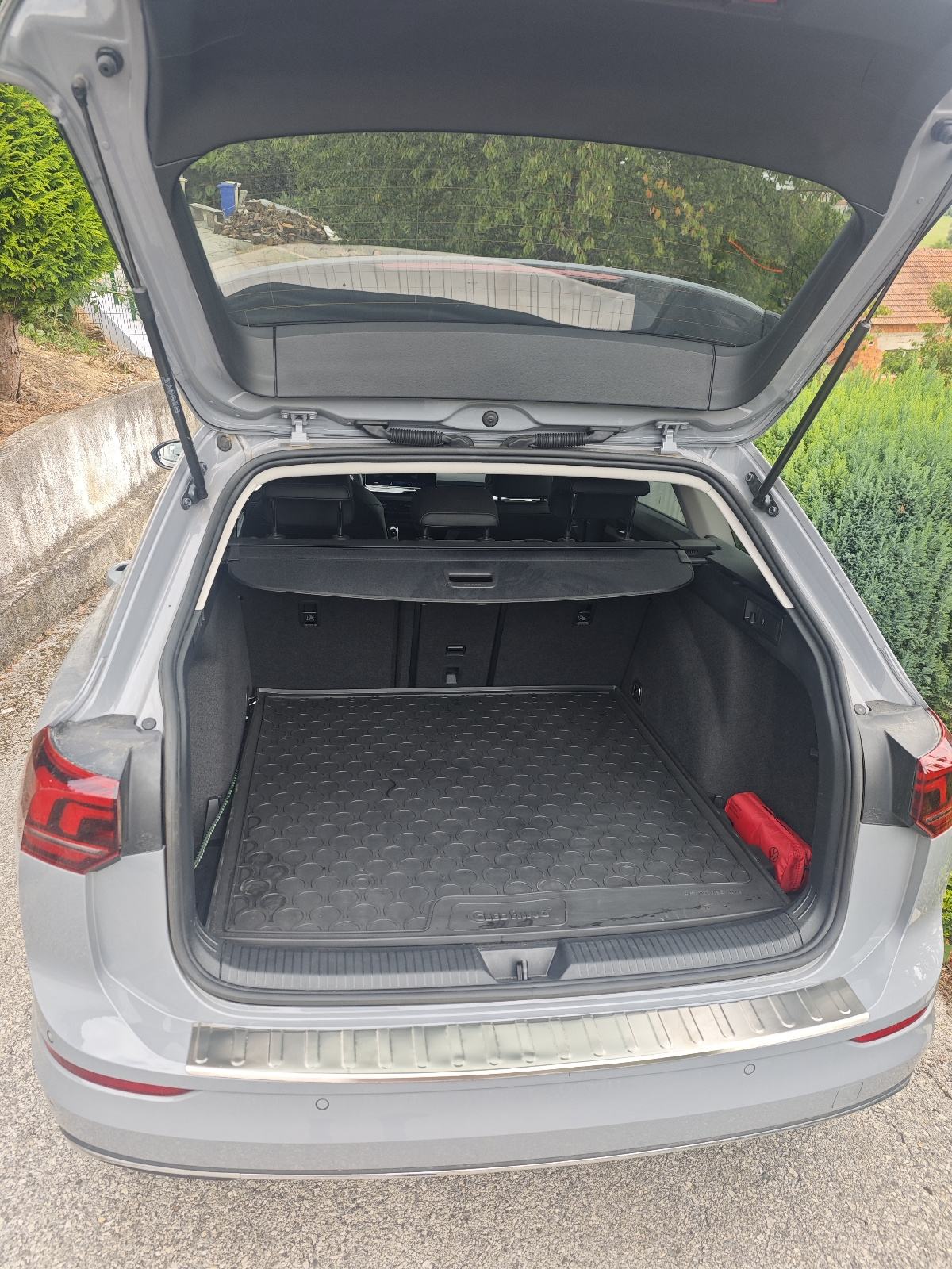 VW Golf 8 goal Variant 2,0dizel, fotografija 4