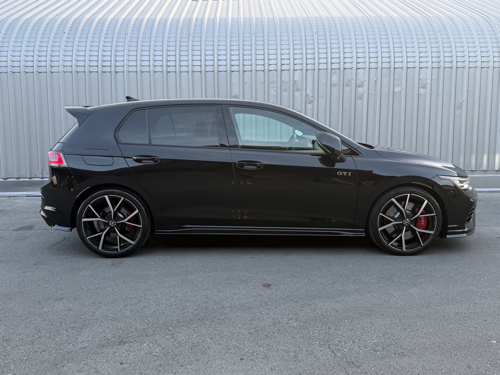 VW Golf 8.5 GTI CLUB SPORT, FACELIFT, 5g JAMSTVO, HUD, IQ LED, LASER, fotografija 10