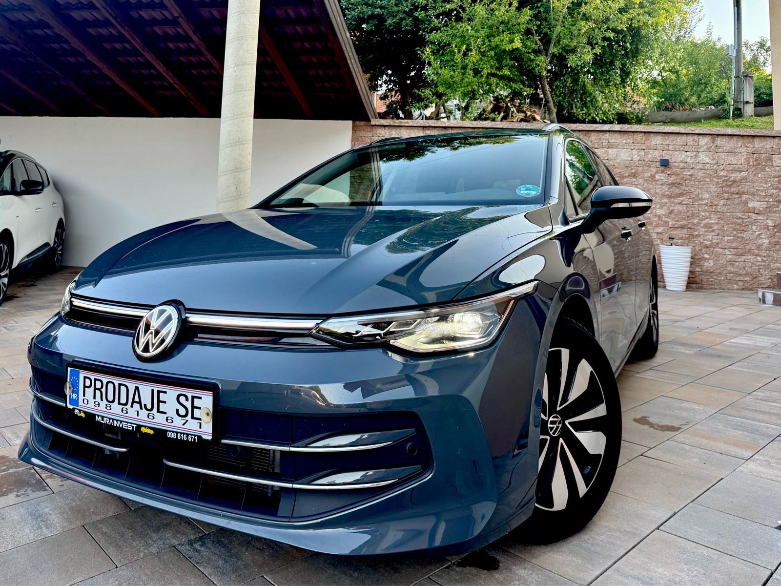 VW Golf 8.5 Variant 2.0 TDI DSG,IQ Light,kamera 360*18000km,!!NOVO!!, fotografija 2
