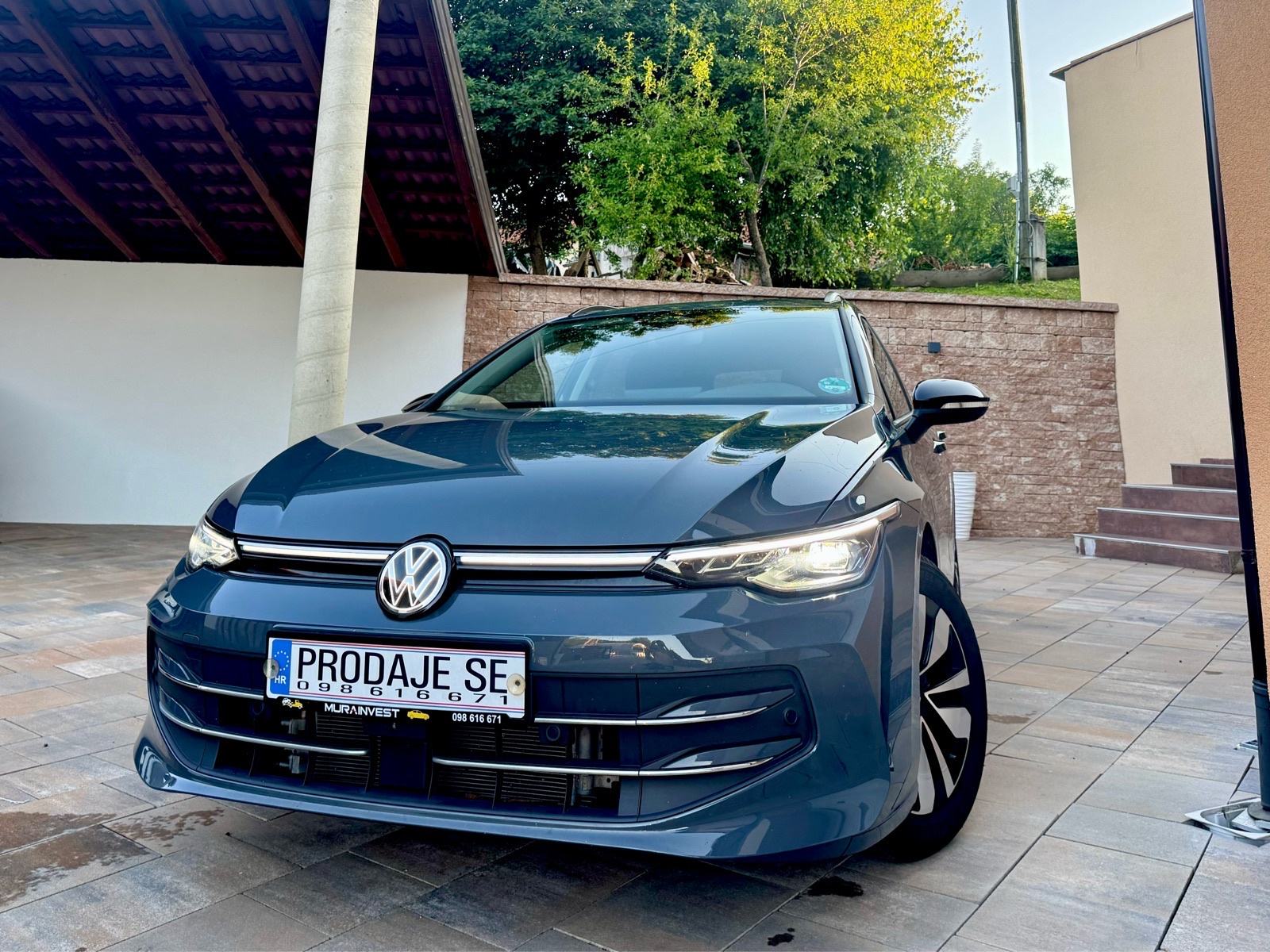 VW Golf 8.5 Variant 2.0 TDI DSG,IQ Light,kamera 360*18000km,!!NOVO!!, fotografija 10