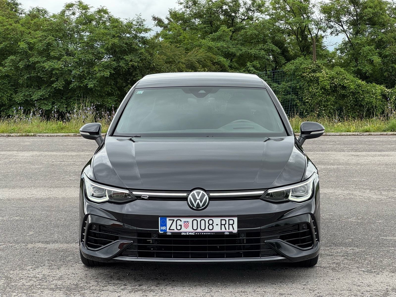 VW Golf 8R Performance, Akrapovič, PANO, H&K, fotografija 2