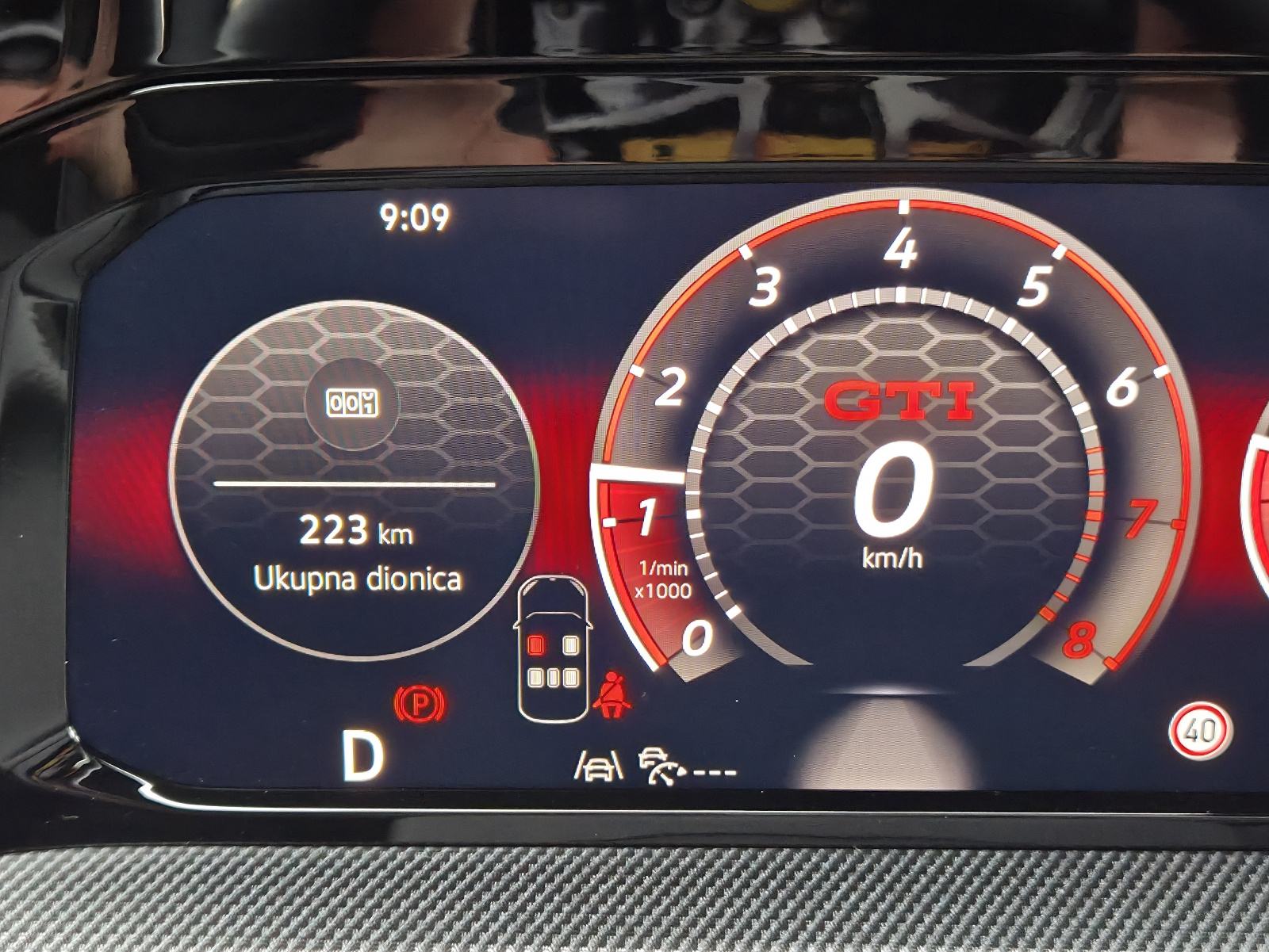 VW Golf GTI 8.5 2.0 TSI DSG 195kw --2026.g.--223km--NOVO--NOVO--, fotografija 9