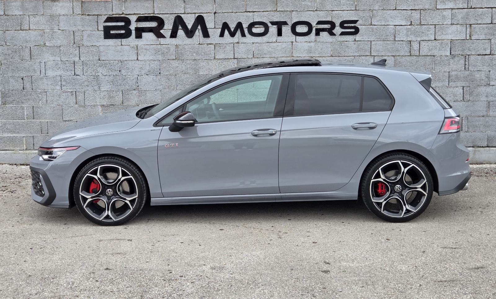 VW Golf GTI 8.5 2.0 TSI DSG 195kw --2026.g.--223km--NOVO--NOVO--, fotografija 4