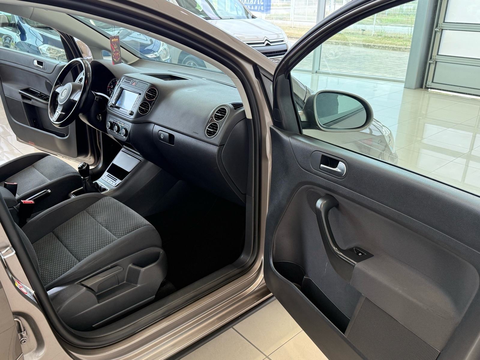 VW Golf Plus 1.2 TSI⭐️114.000km⭐️NAVI⭐️R-KAMERA⭐️SERVISNA⭐️GARANCIJA⭐️, fotografija 14