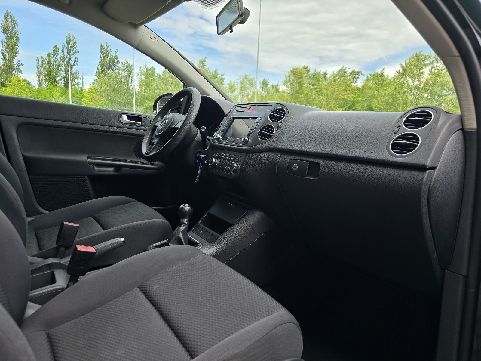VW Golf Plus 1,2 TSI / DIG.KLIMA / MULTIMEDIJA / 6 BRZINA /, fotografija 16