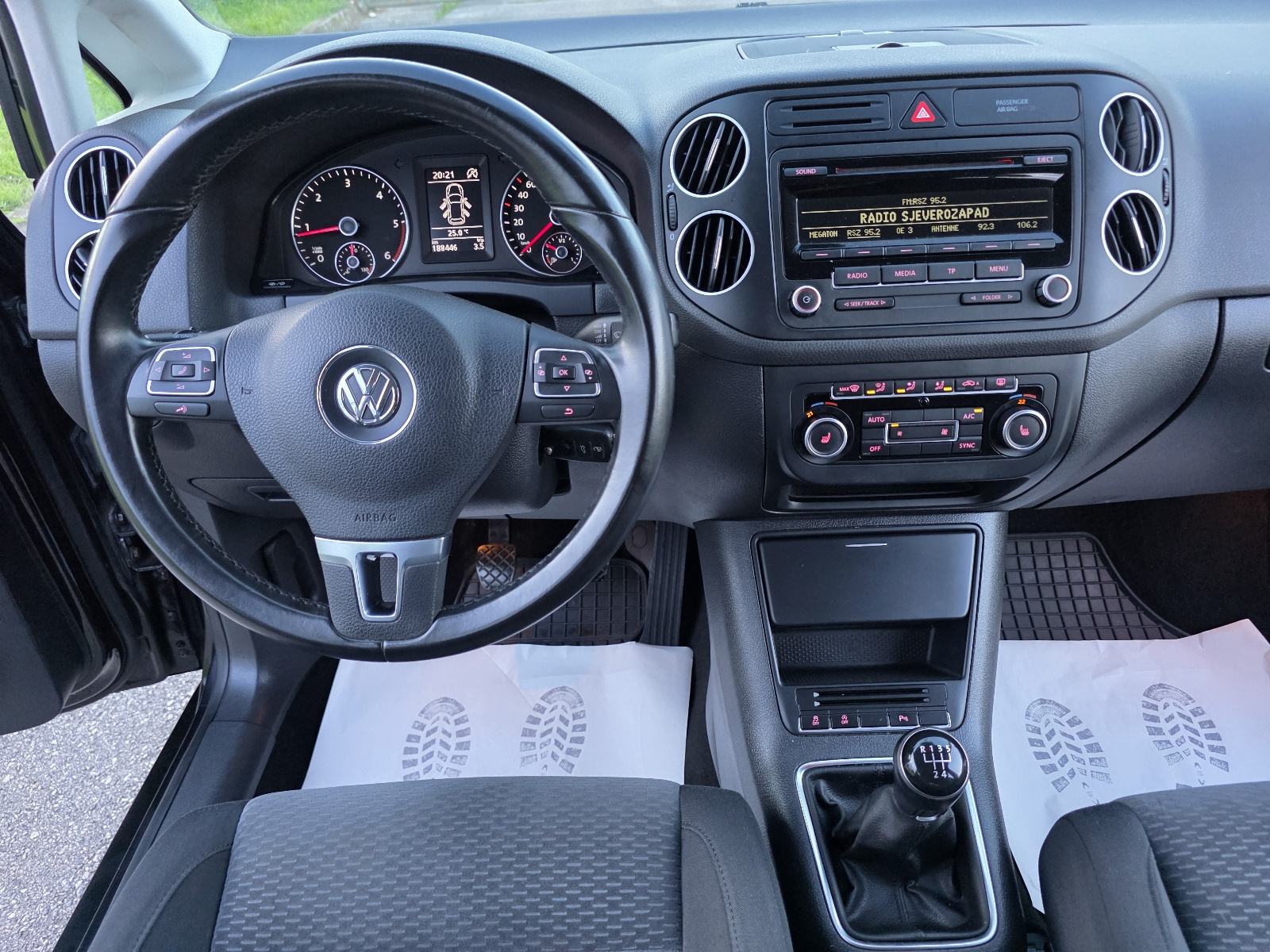 VW GOLF PLUS 1,6 TDI...ALU,PDC,TEMPOMAT,NEMA PRIJENOSA !, fotografija 12