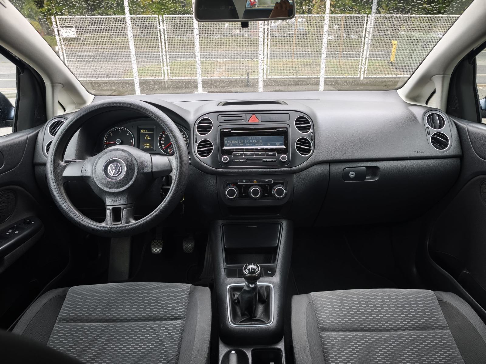 VW Golf Plus 1,6 TDI PARK PILOT SENZORI TEMPOMAT PUTNI KOMPJUTER, fotografija 15
